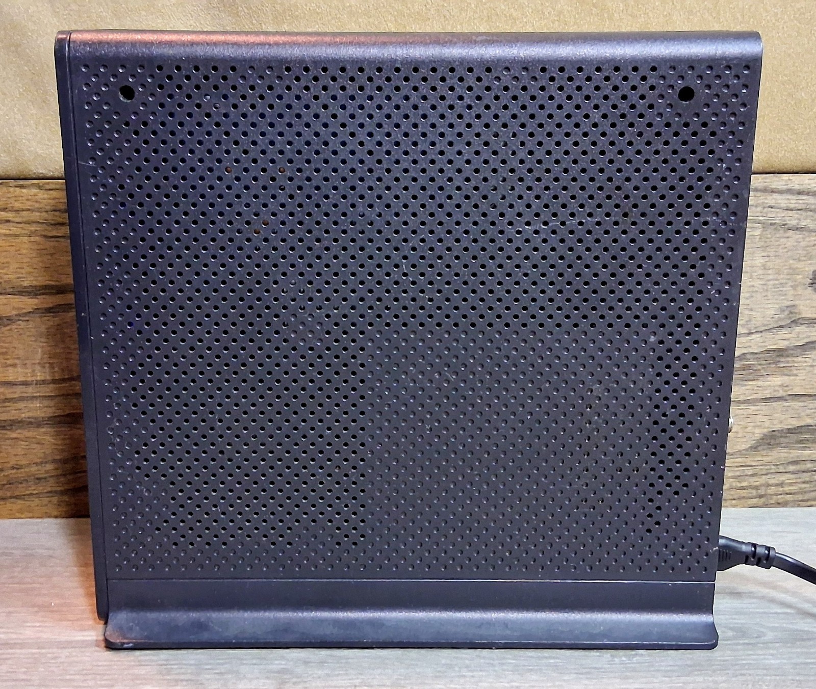 ARRIS Touchstone TG2472 Wireless Cable Modem