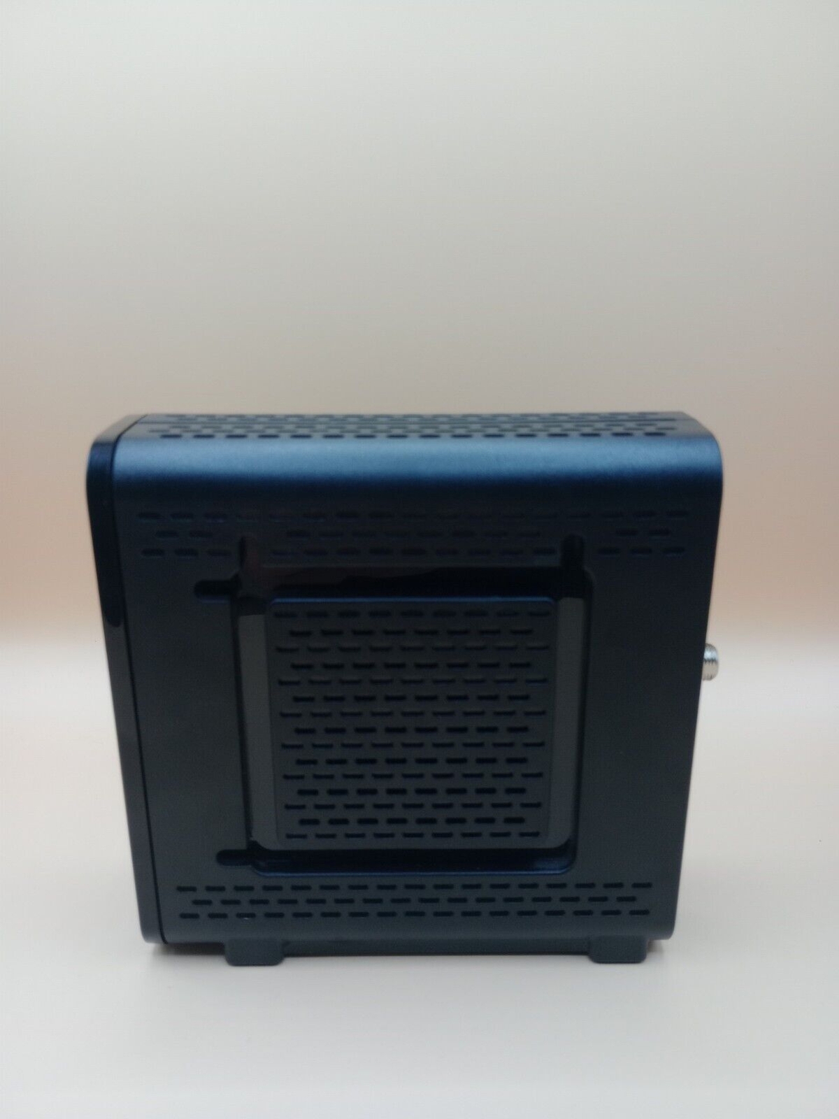 Arris Surfboard SB6121 Cable Modem High Speed Internet Pre-owned No Power Cord