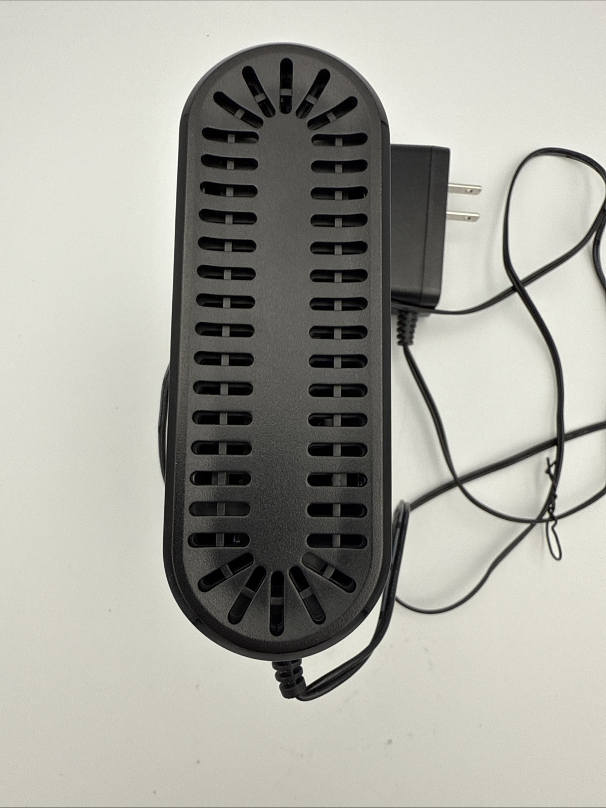 Motorola MB7420 Cable Modem 16×4 686 Mbps DOCSIS 3.0 – w/ Power Supply Tested