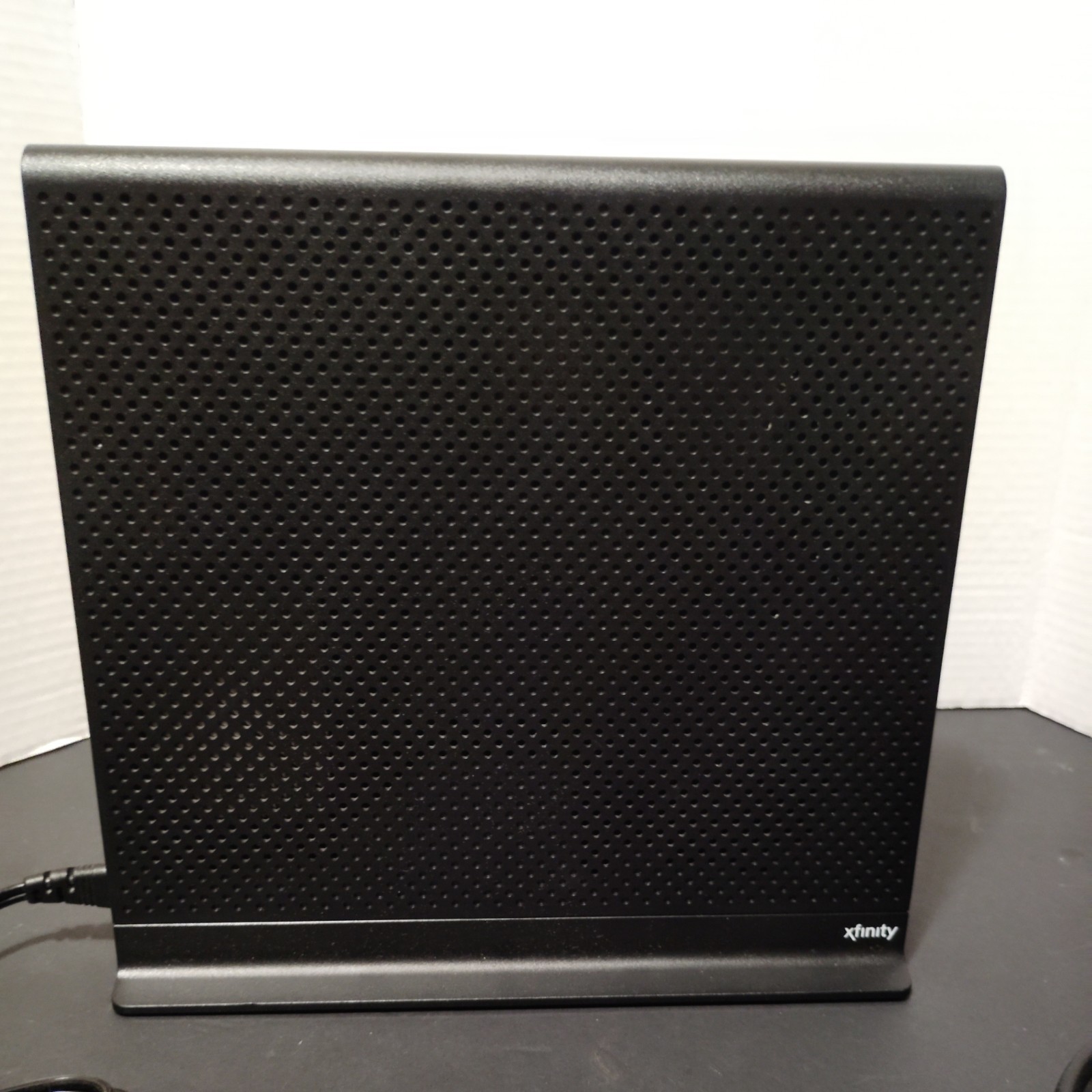 ARRIS TG1682G Dual Band Wireless Cable Modem Router with Cord Reset To Factory