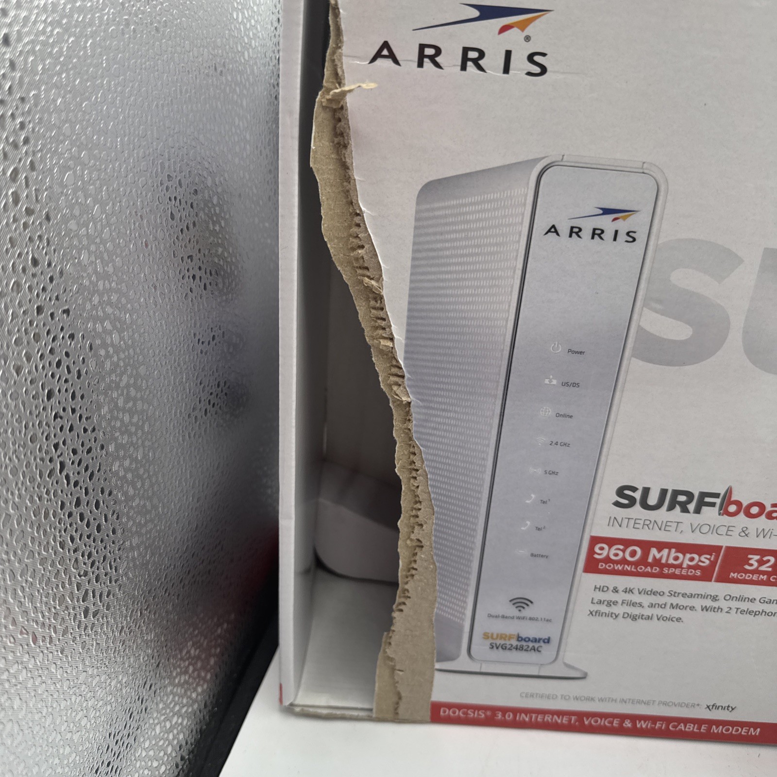 Arris Surfboard Dual Band WiFi Model SVG2482AC Torn Box 960 Mbps 32/8