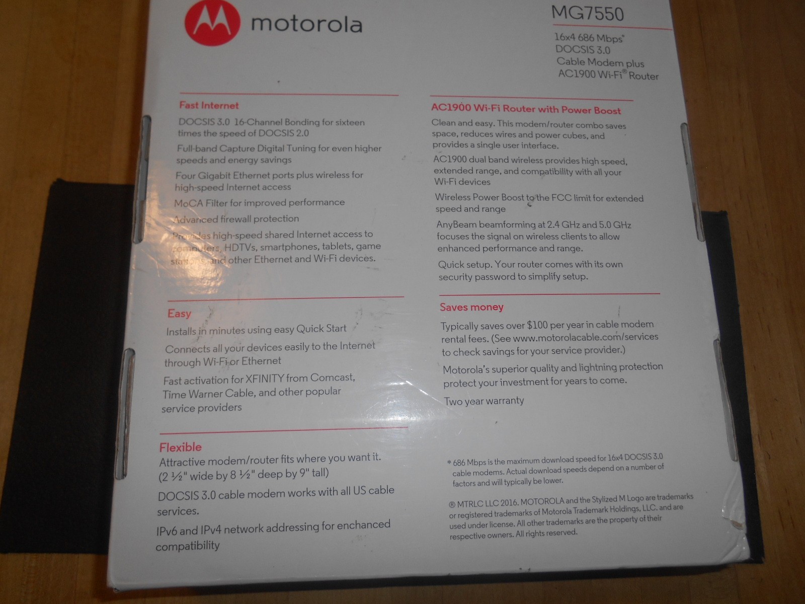 Motorola MG7550 16×4 Cable Modem Plus AC1900 Dual-Band WiFi Gigabit Router
