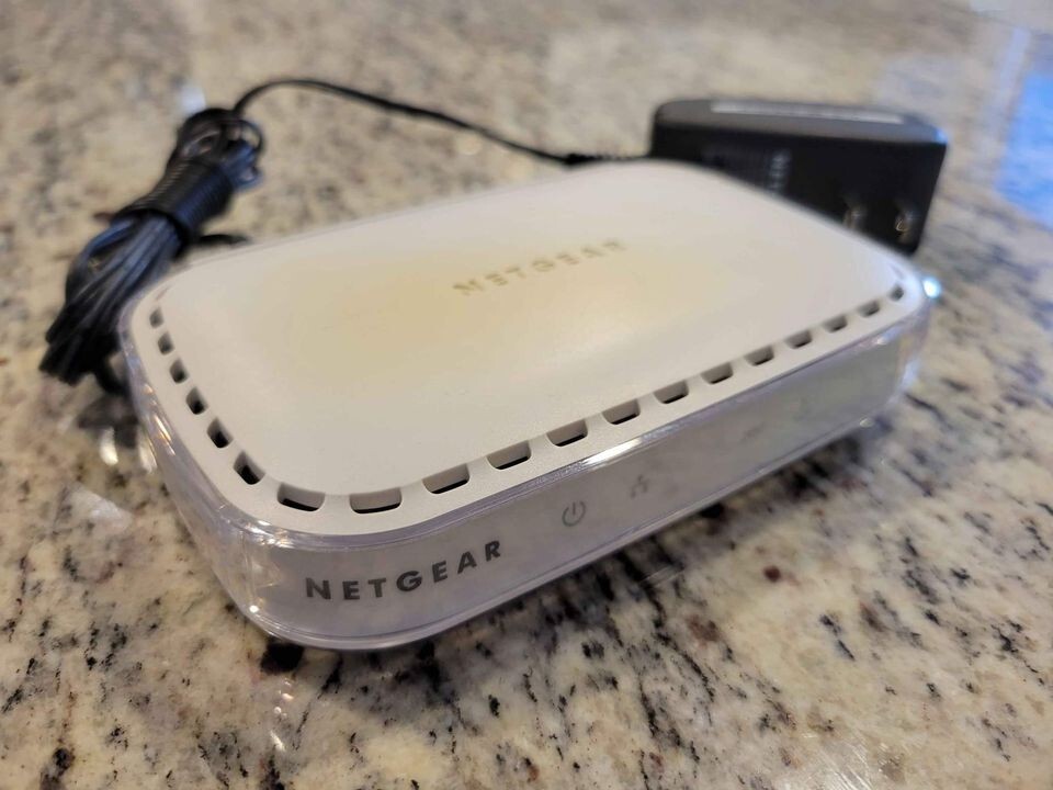 Netgear ADSL2+ Modem DM111PSP-100NAS DSL Internet