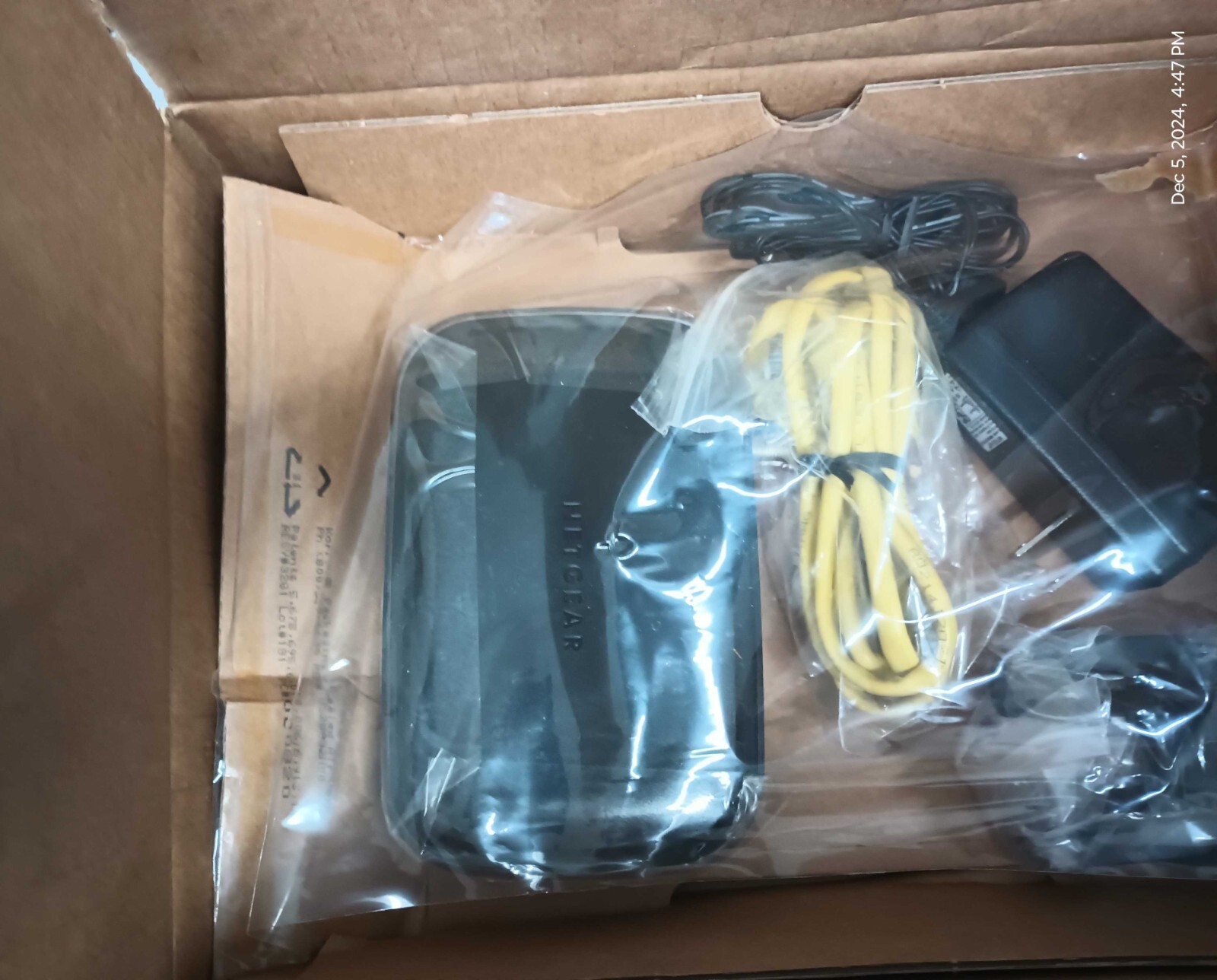 Netgear high Speed Docsis 3.0 cable Modem Xfinity and Spectrum CM400