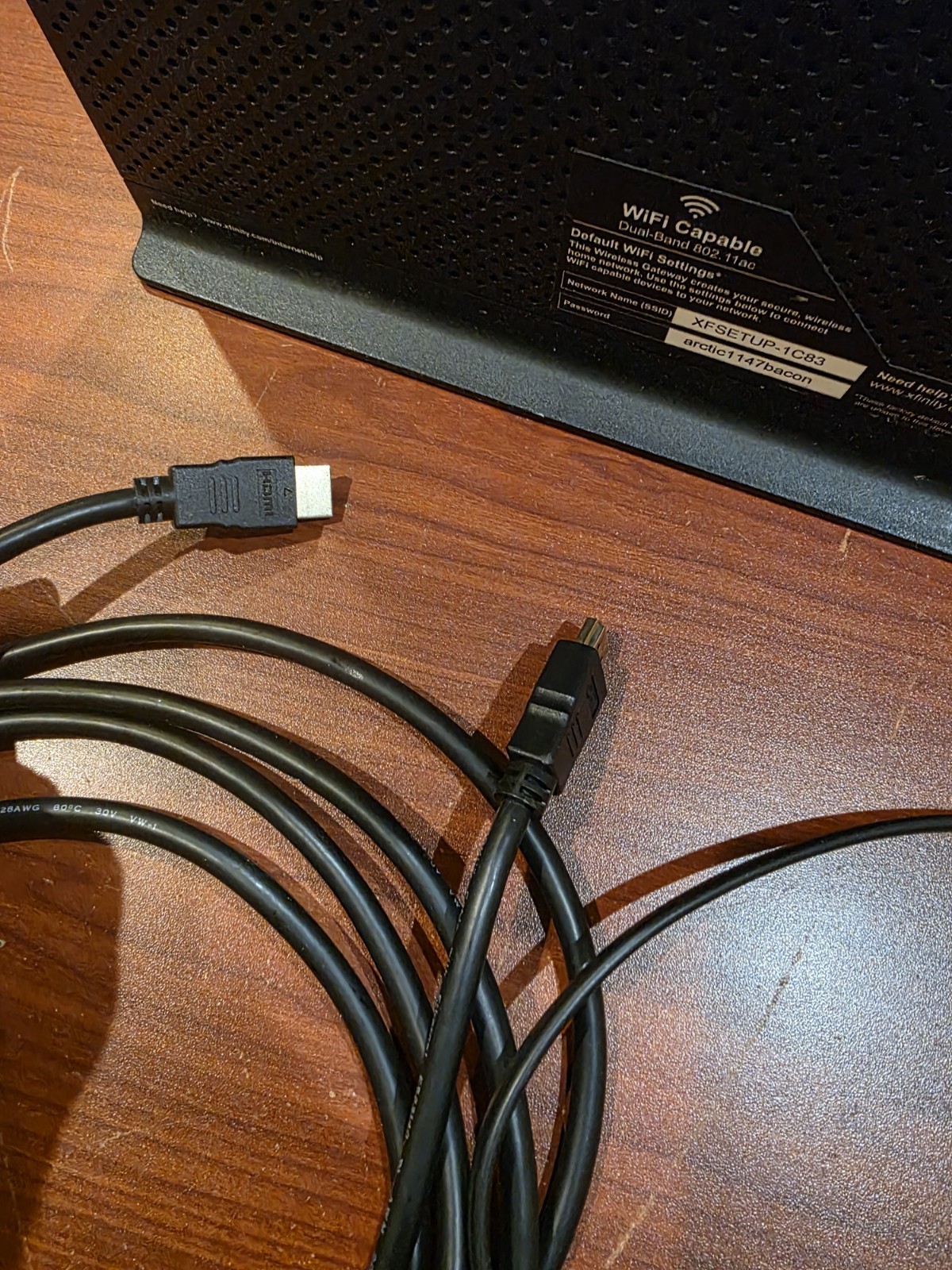 ARRIS Panoramic TG1682G Modem Wireless Dual Band Router with Cord & HDMI Cable!