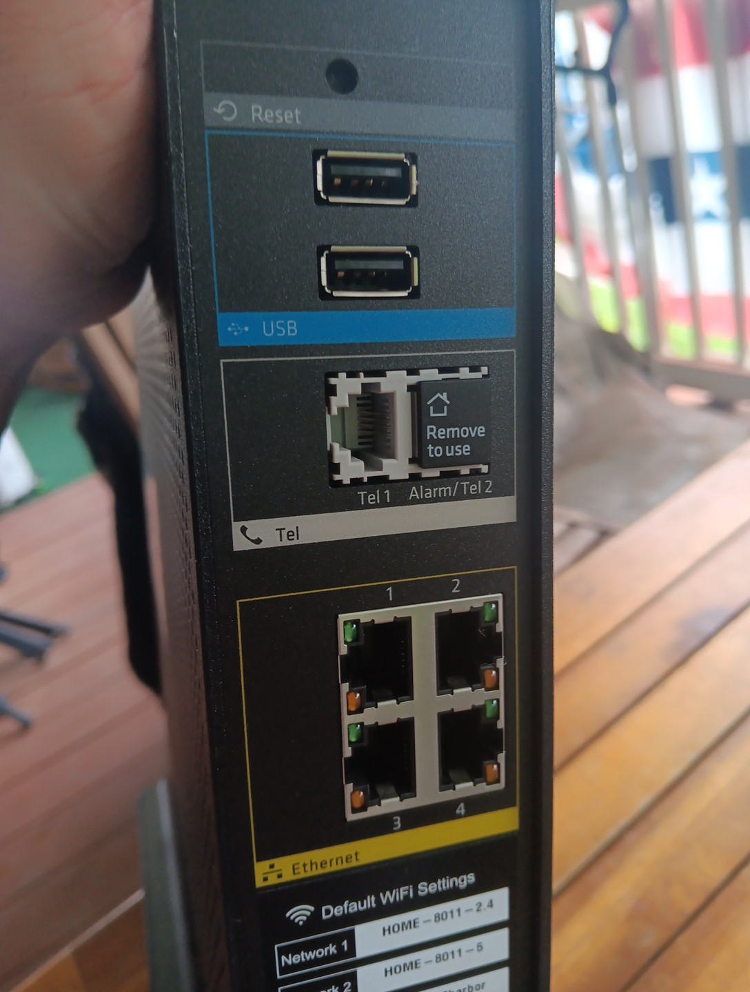 Xfinity Technicolor XB3 Wireless Gateway (Model DPC3941T) – DOCSIS 3.0 + Cables