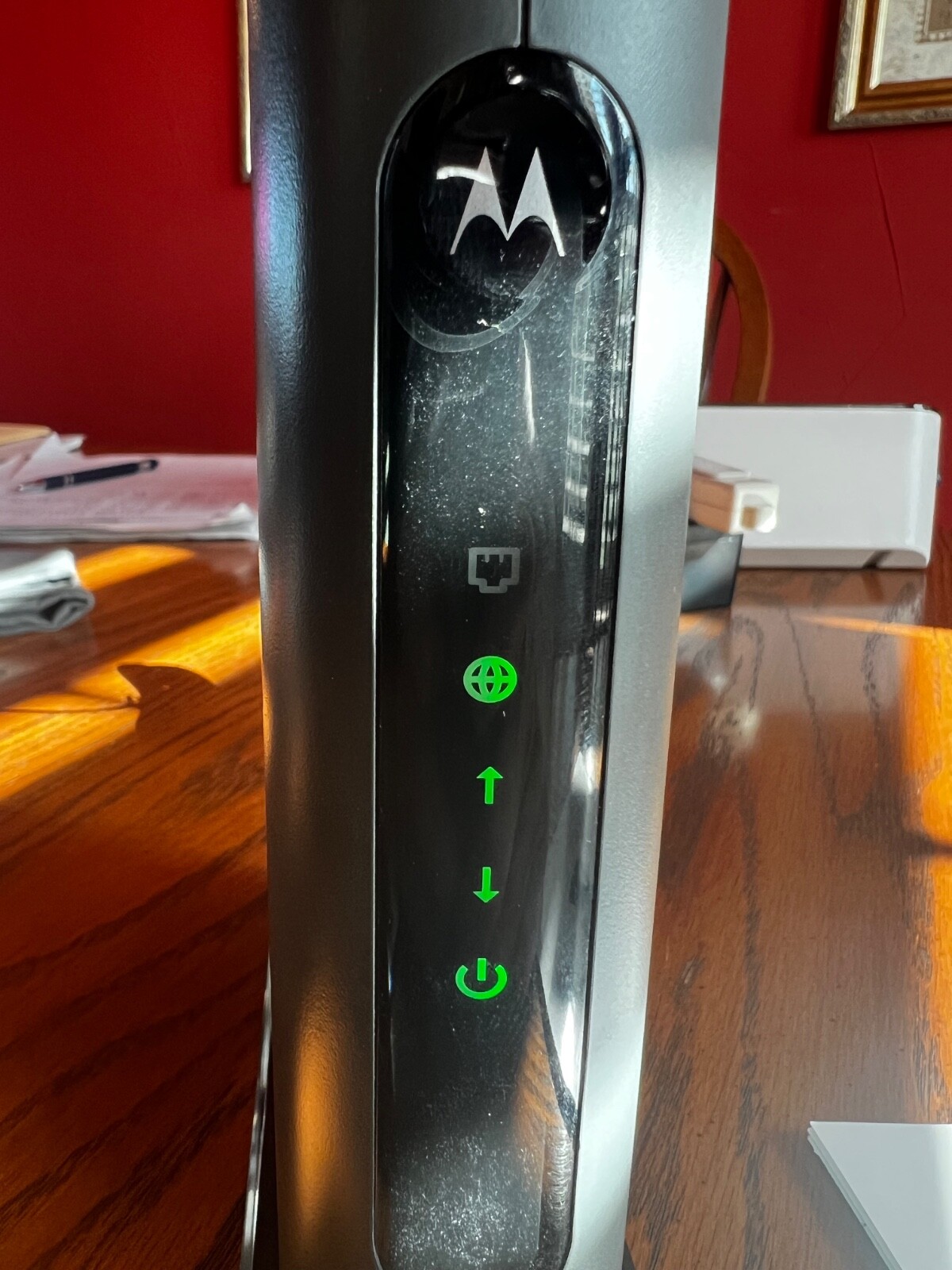 MOTOROLA MB7420 16×4 686 Mbps DOCSIS 3.0 Cable Modem – PreOwned