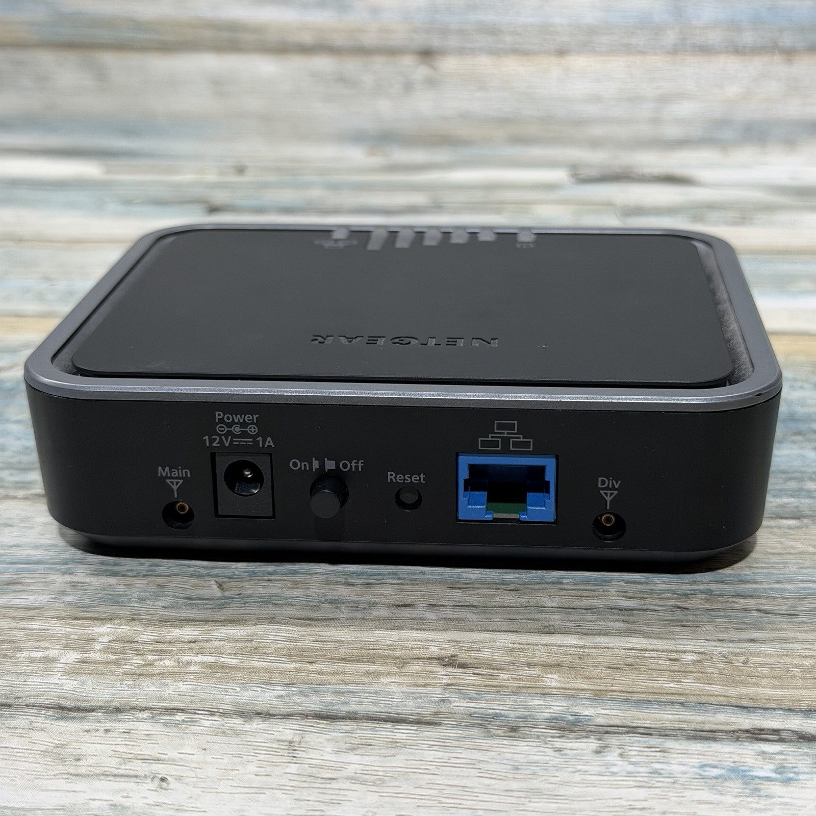 Netgear LB1120 4G LTE Broadband Modem 150Mbps Ethernet Network Device W SIM READ