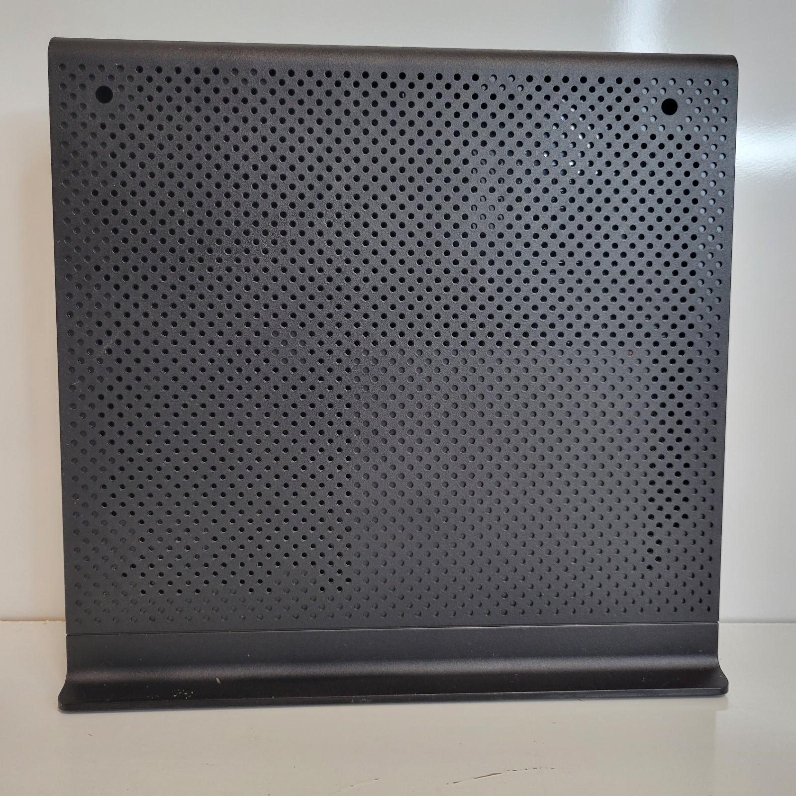 Arris Panoramic TG1682G Dual-Band WiFi Cable Modem