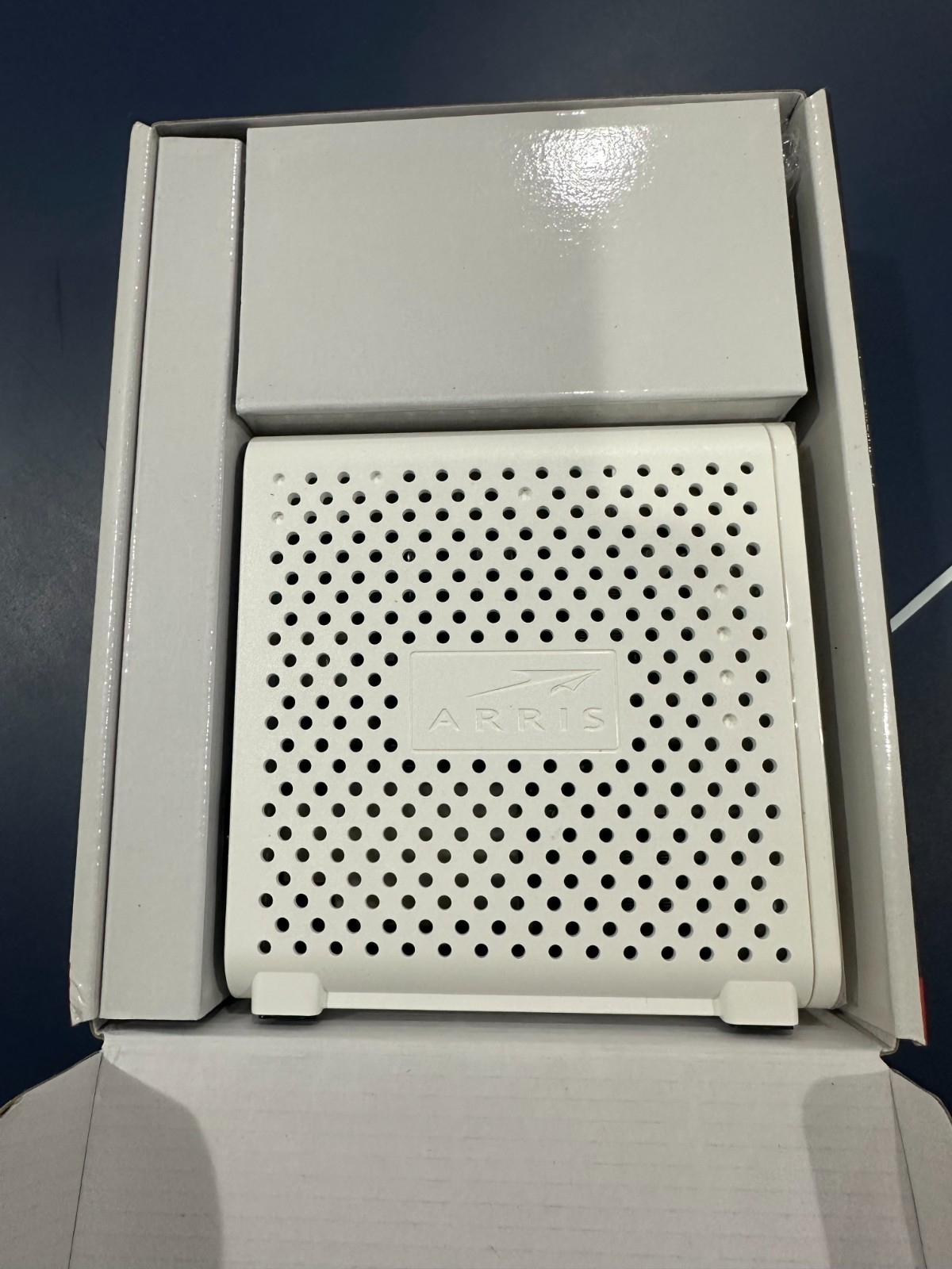 ARRIS SURFBOARD SB6183 16 x 4 DOCSIS 3.0 CABLE MODEM WHITE BRAND NEW BEST PRICE!