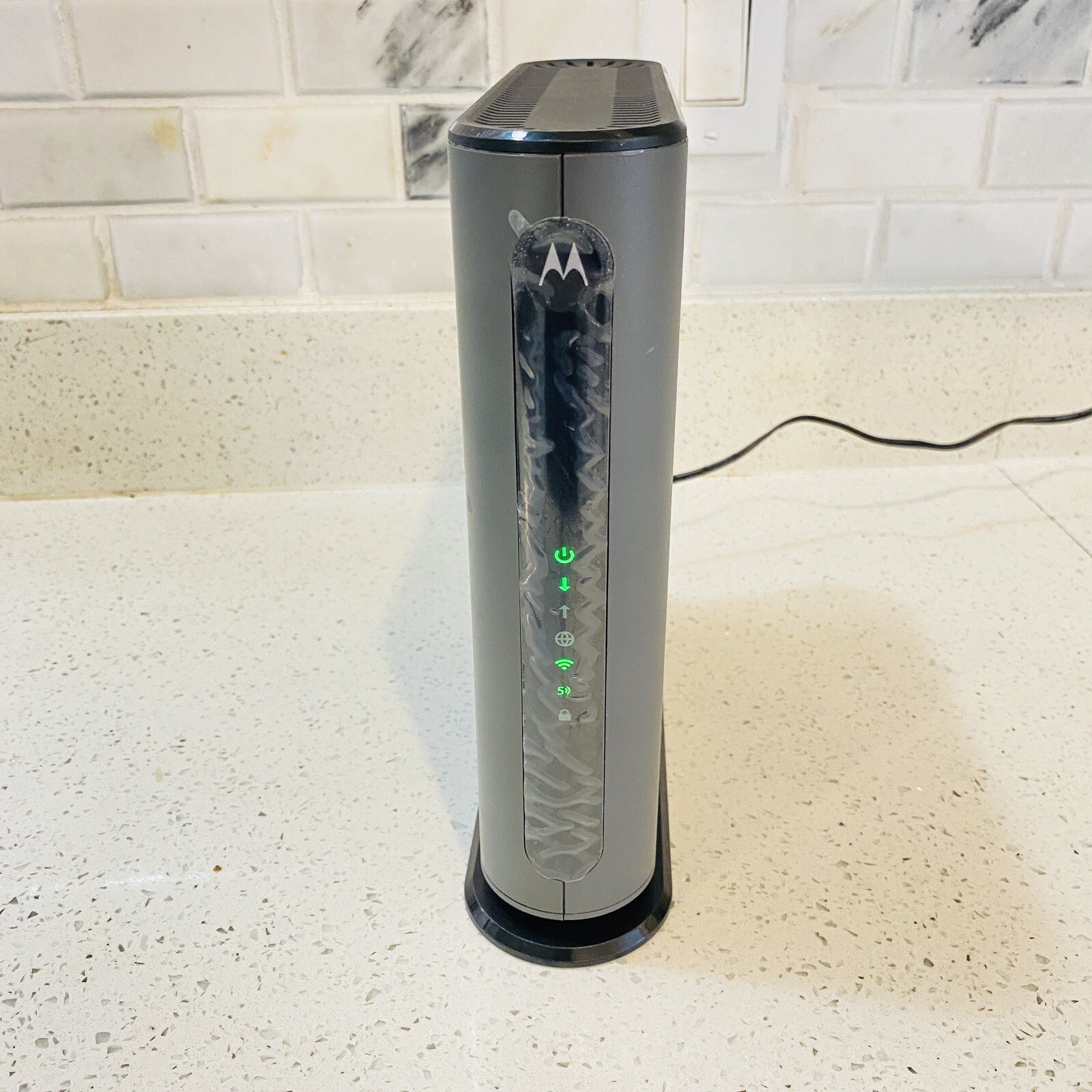 Motorola MG7540 (16×4) Cable Modem + AC1600 Dual Band Wi-Fi Router Tested Works