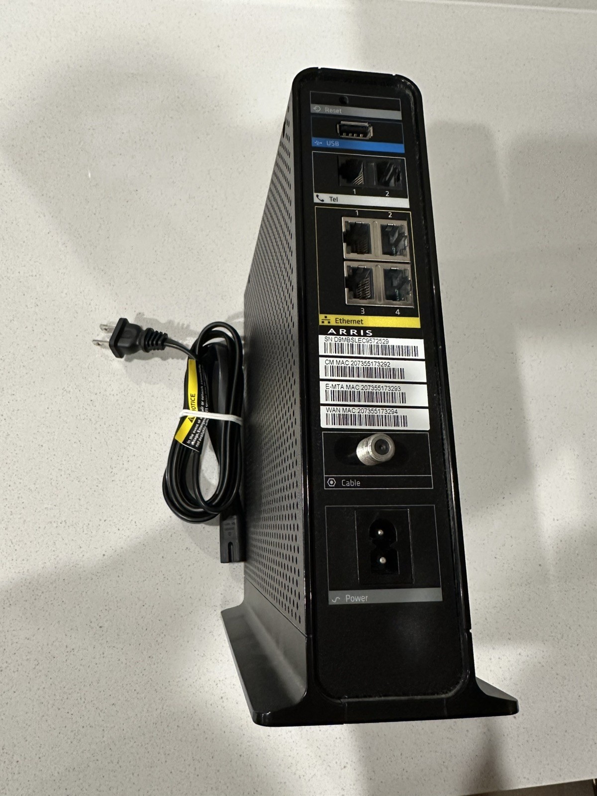Comcast/Xfinity ARRIS TG862G/CT Residential Gateway & Router Wireless Modem