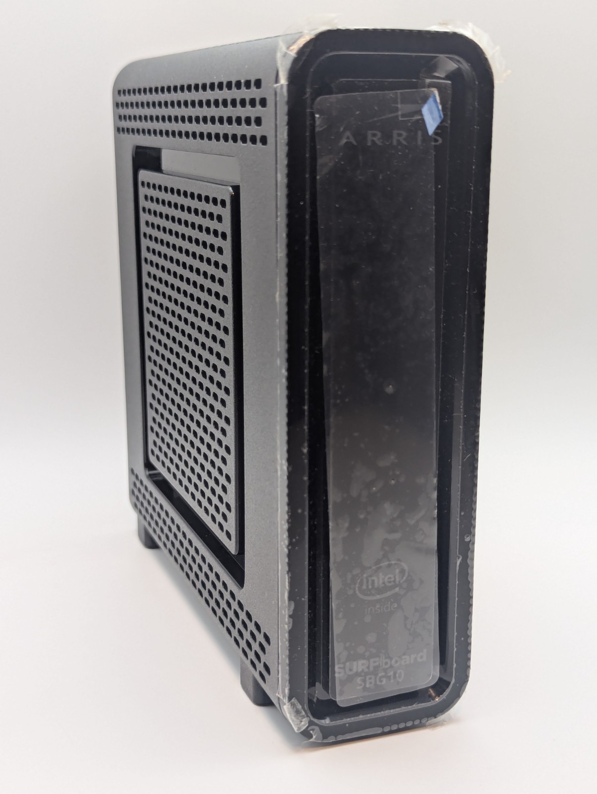 ARRIS SBG10 SURFboard AC1600 Dual-Band Cable Modem Router – Black REFURBISHED
