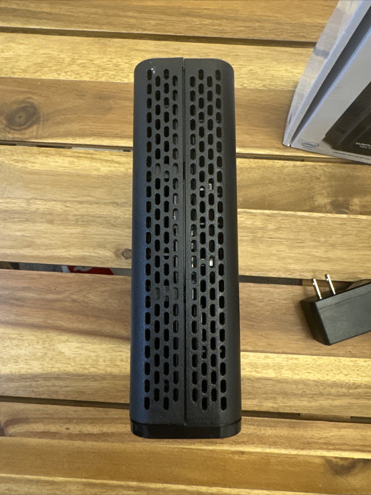 ARRIS SBG10 SURFboard AC1600 Dual-Band Cable Modem Router – Black