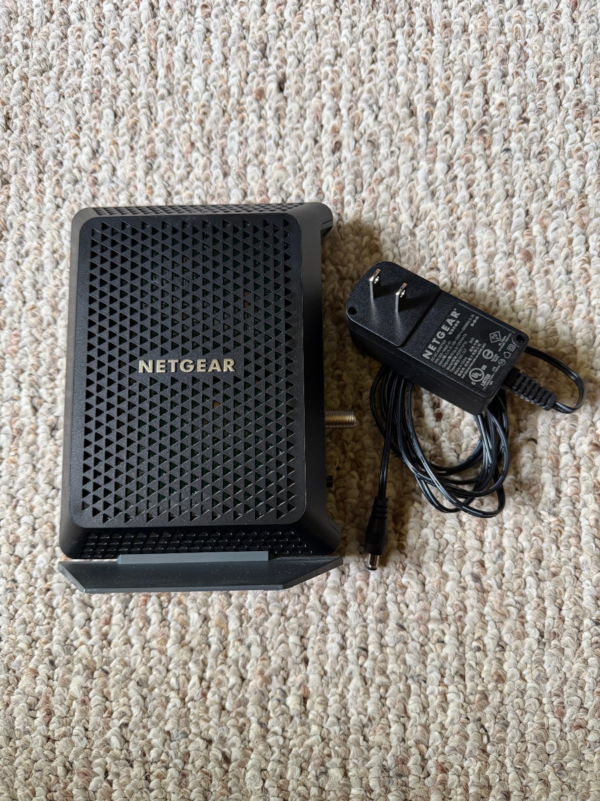NETGEAR Cable Modem CM700 – Compatible with All Cable Providers