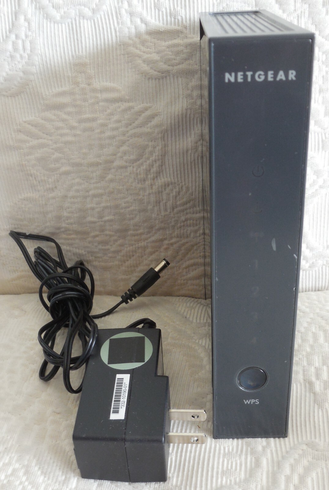 Internet Modems-3 Used modems -Motorola Surfboard SB5101U & SBG6580,NETGEAR N300