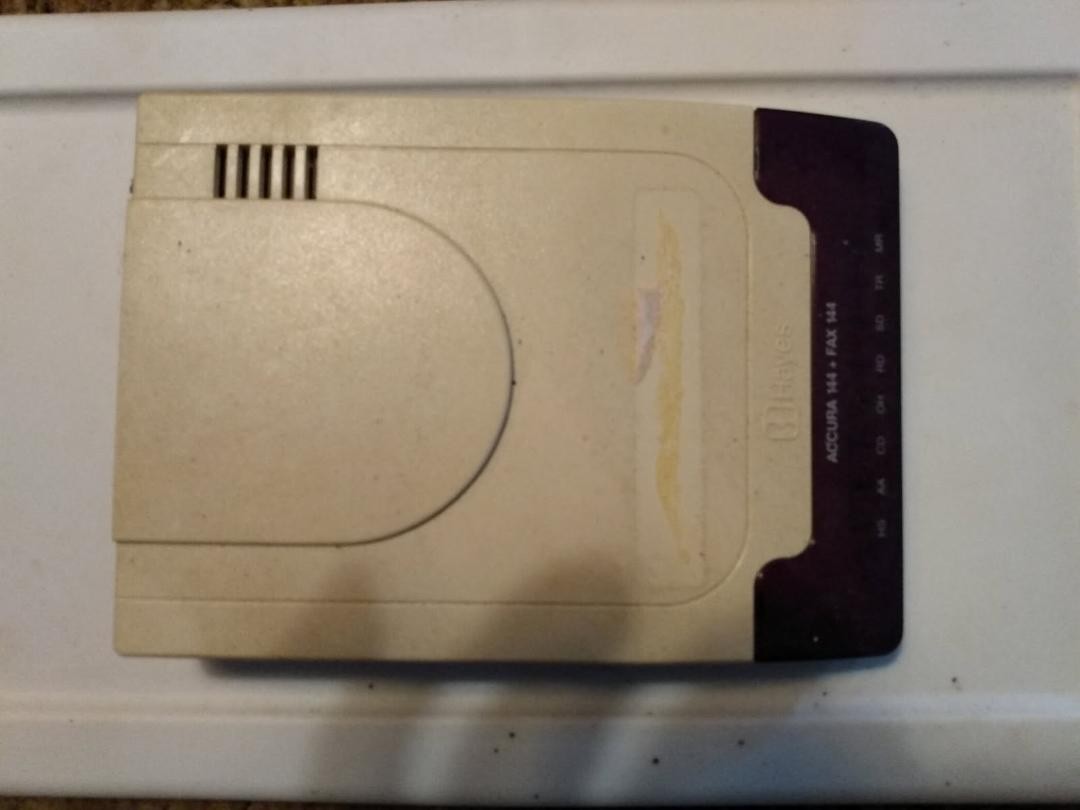 hayes accura 144 fax modem