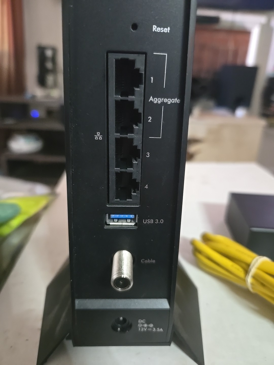 NETGEAR Nighthawk Wifi 6 Cable Modem Router Cable Gateway DOCSIS 3.1 AX2700