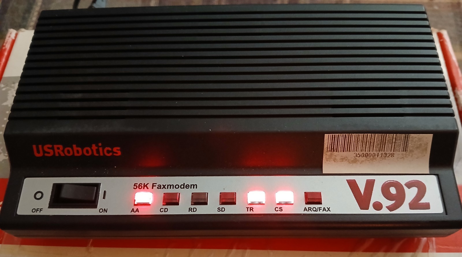 Vintage USRobotics 56k Modem nice used condition.