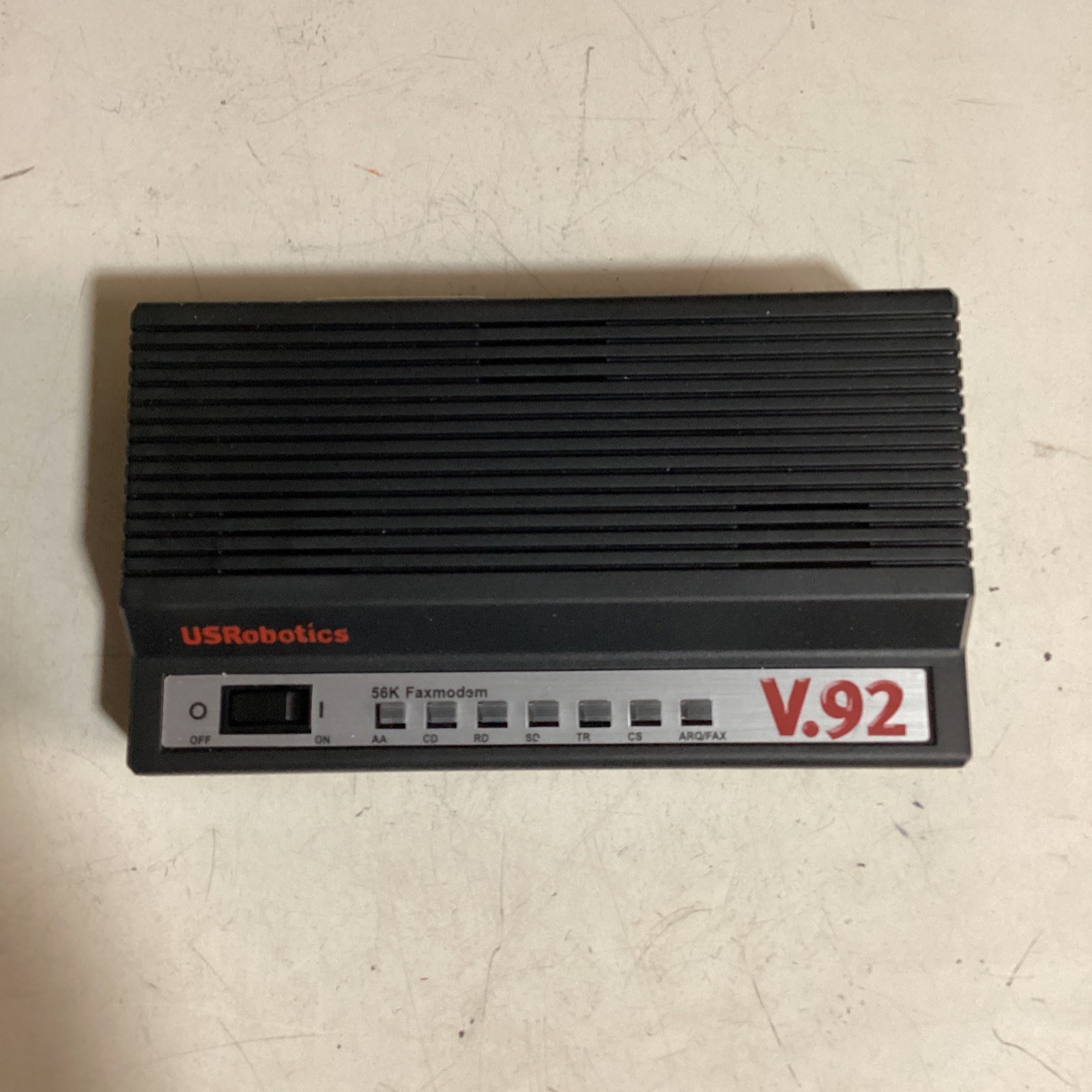 U.S. Robotics USR5686G V.92 Serial Controller Faxmodem 56Kbps RS-232 Serial Port