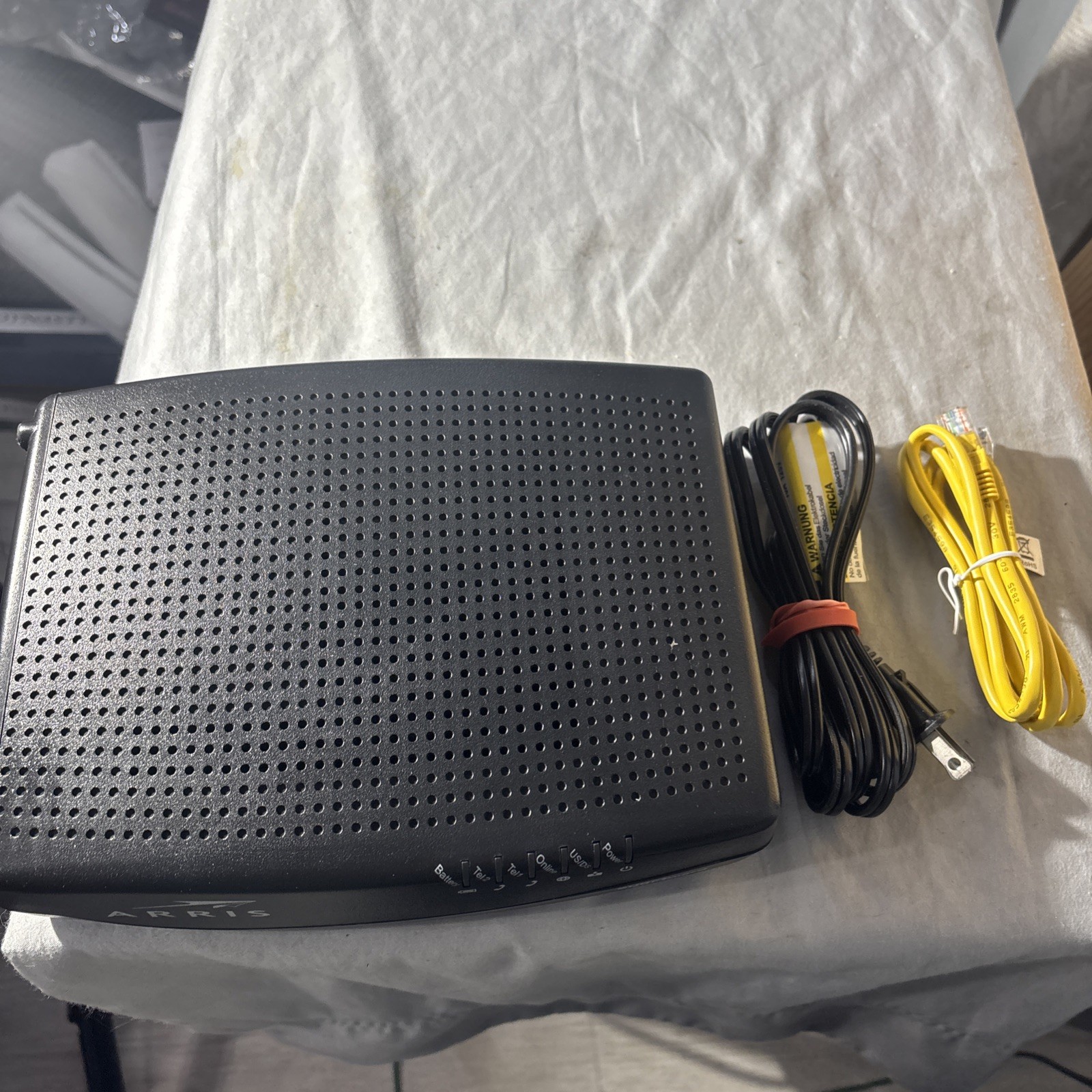 ARRIS SURFboard SBV3202 DOCSIS 3.0 Cable Modem | Comcast Xfinity Internet