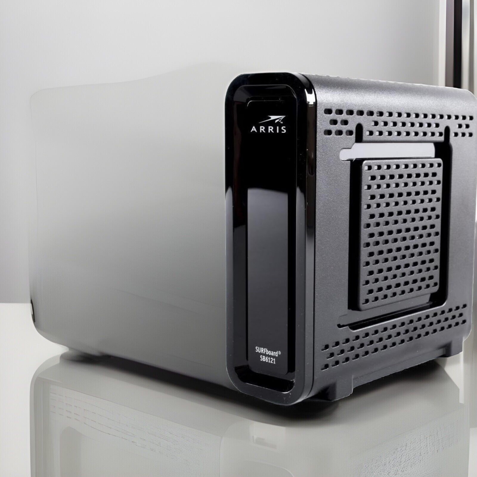 ARRIS SB6121 Motorola SURFboard Cable Modem Comcast Xfinity W/Power ,Ethernet