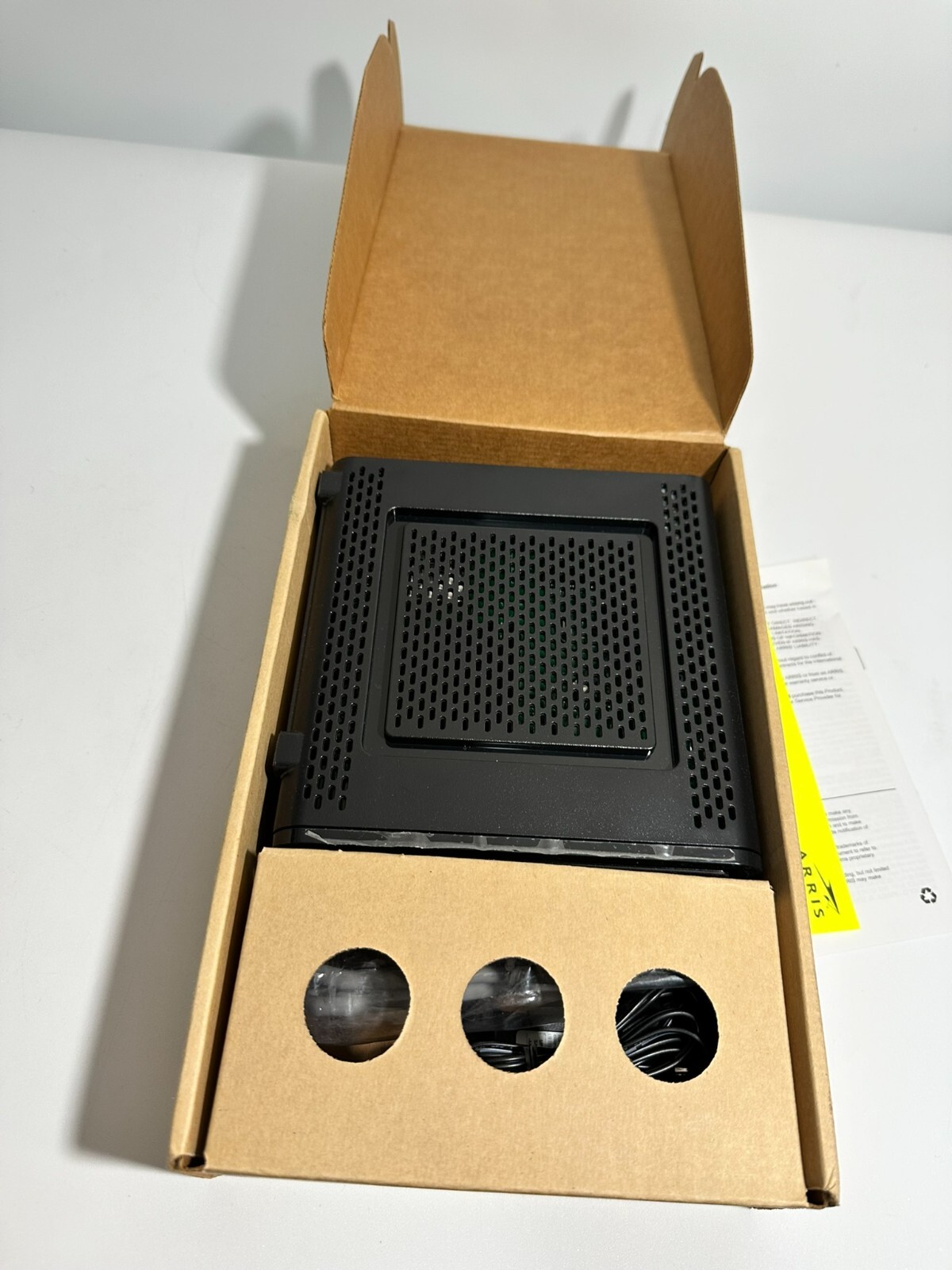 Motorola Arris Surfboard Modem WiFi Router N300 SBG6580 Model Black – NOB