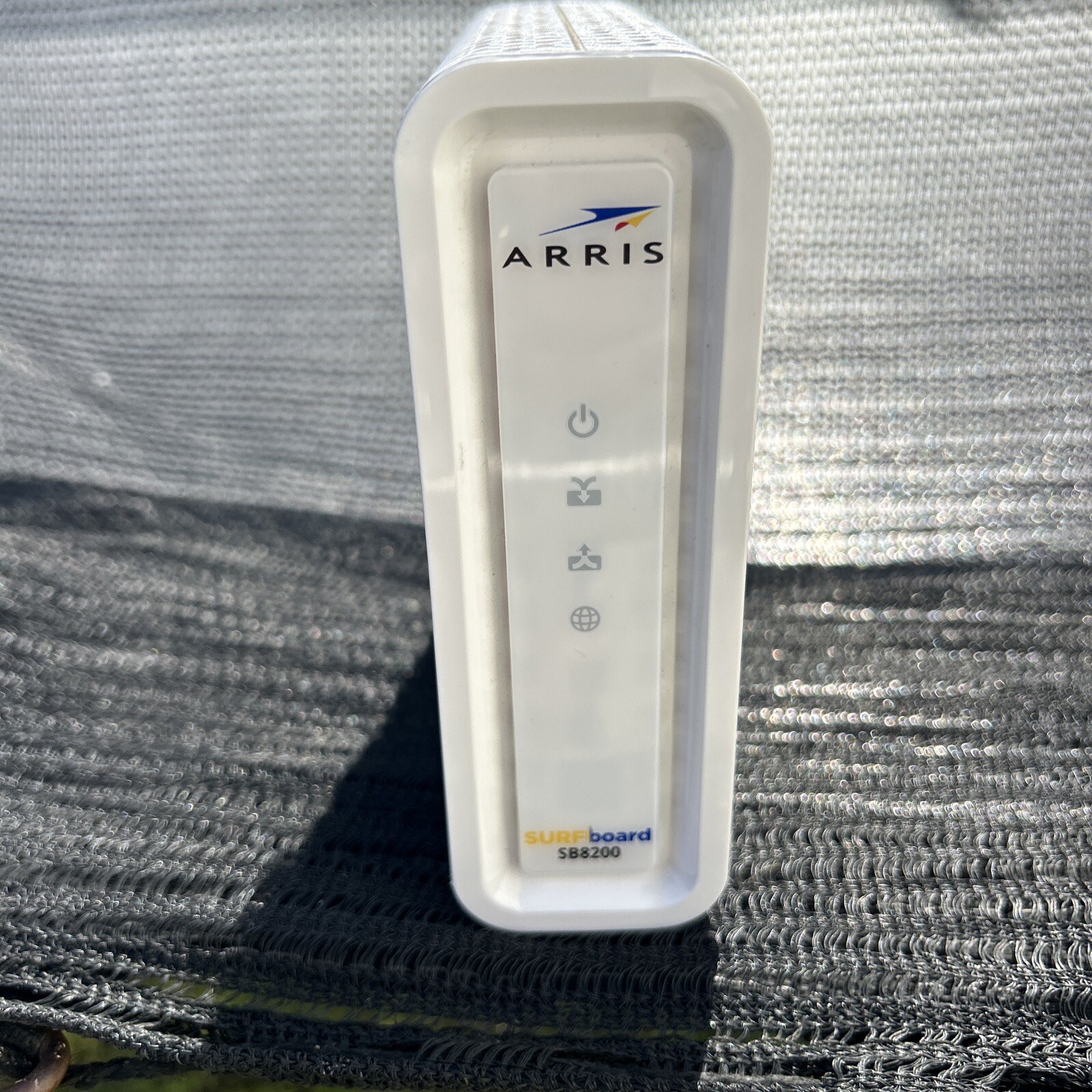 ARRIS SB8200 10 Gbps 2 Port Cable Modem