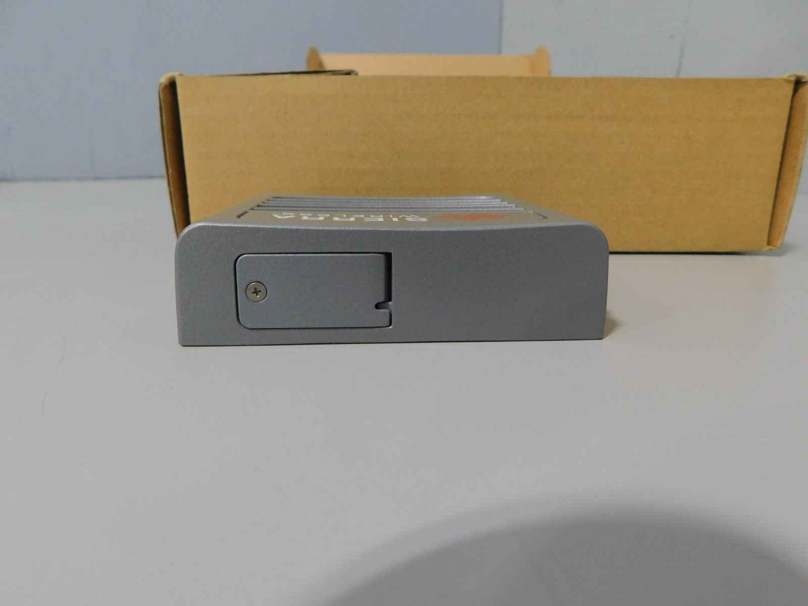 NEW SIERRA WIRELESS AirLink LS300 Industrial 3G Gateway Wireless Router (AT&T)