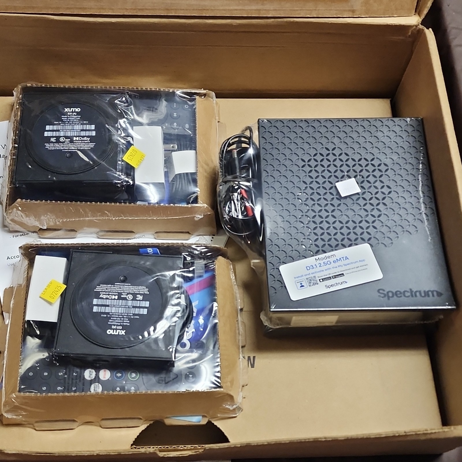 Spectrum DOCSIS 3.1 eMTA Cable Modem 2.5G Max Downstream Data Rate Black
