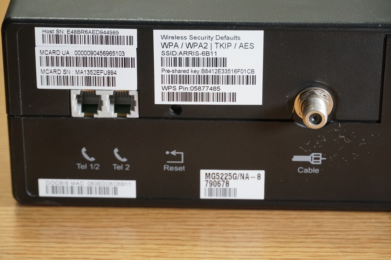 ARRIS Media Gateway MG5225G/NA MG02DCG5225 Modem, eSATA, USB, Cable