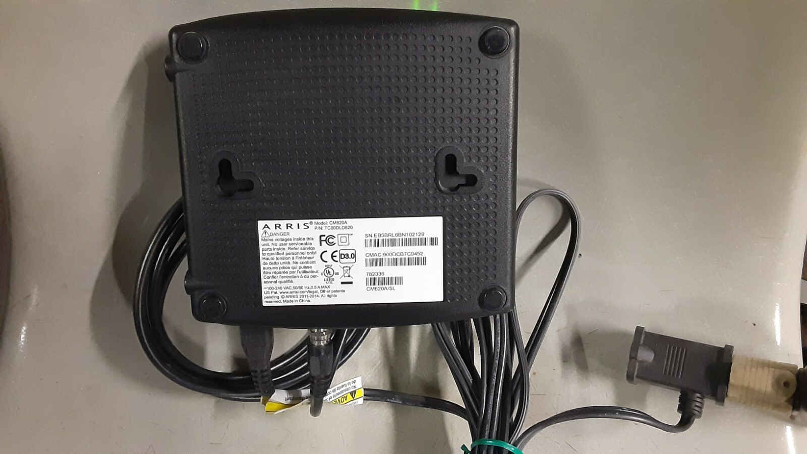 Gently Used ARRIS CM820A Ethernet Cable Router w/Power & Coax Cords