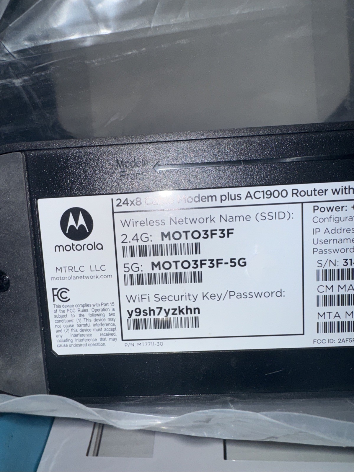 Motorola MT7711 24X8 Cable Modem and AC1900 Dual Band Wi-Fi Gigabit Router