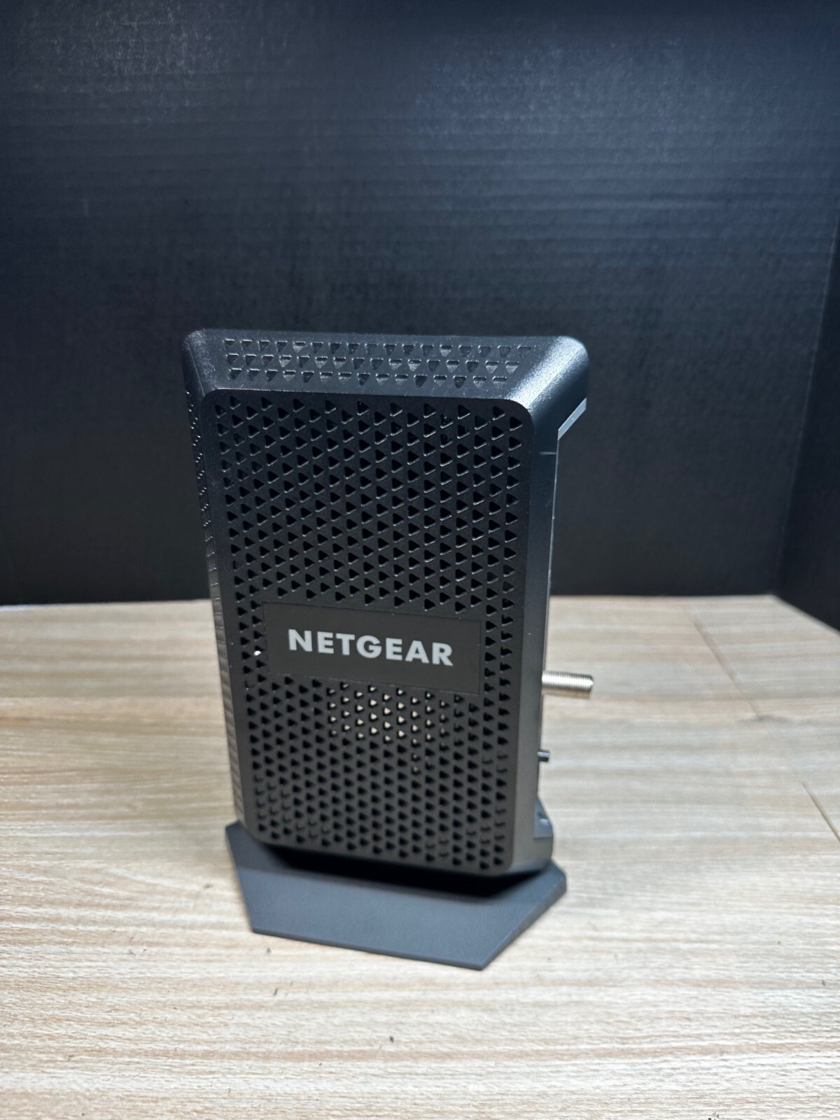 NETGEAR CM1000 DOCSIS 1000Mbps Cable Modem (CM1000-1AZNAS)