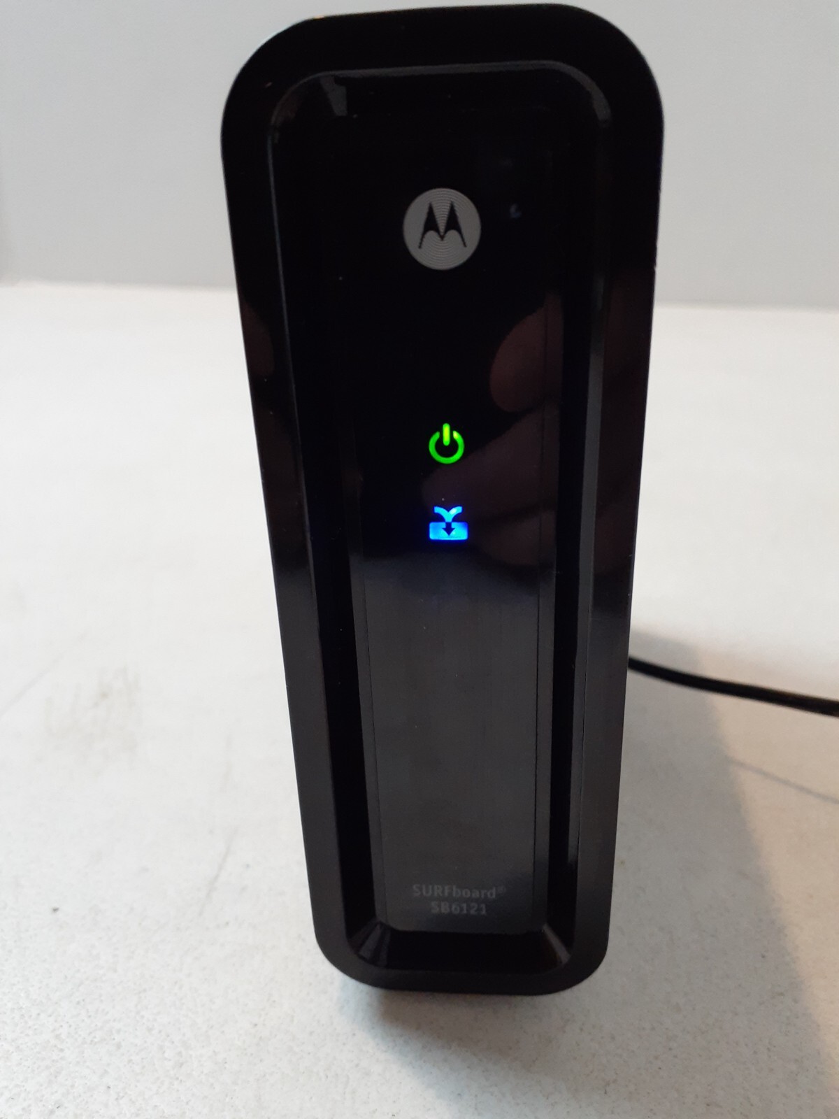 Motorola SURFboard Ethernet Cable Modem WiFi Router SB6121 with Power Supply