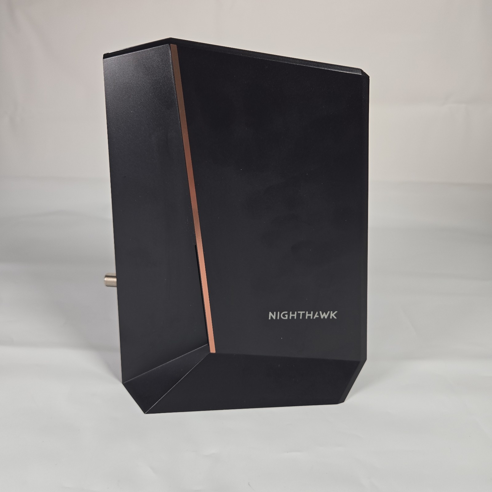 NETGEAR Nighthawk CM2000 DOCSIS 3.1 Cable Modem 2.5Gbps w/ Coax & Ethernet Cable