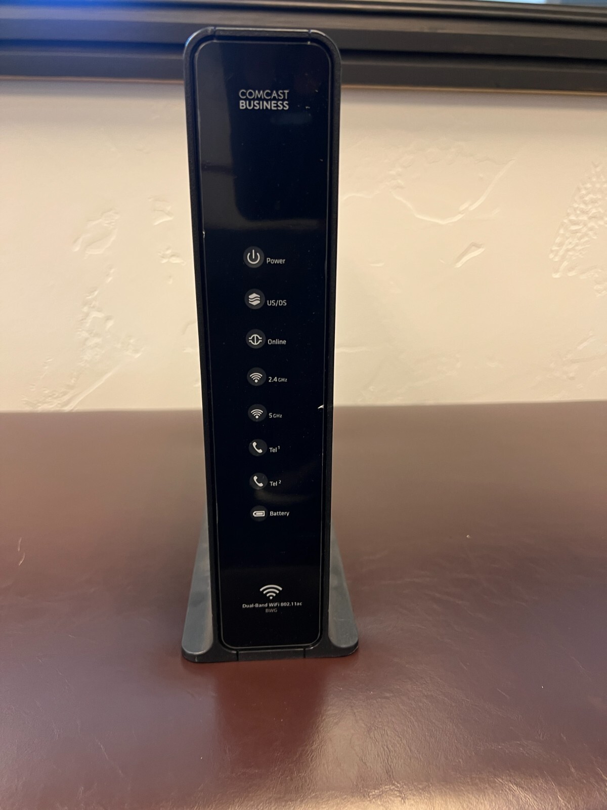 Technicolor DPC3941B Comcast Business Dual Band WiFi Cable Modem Router w/Cord