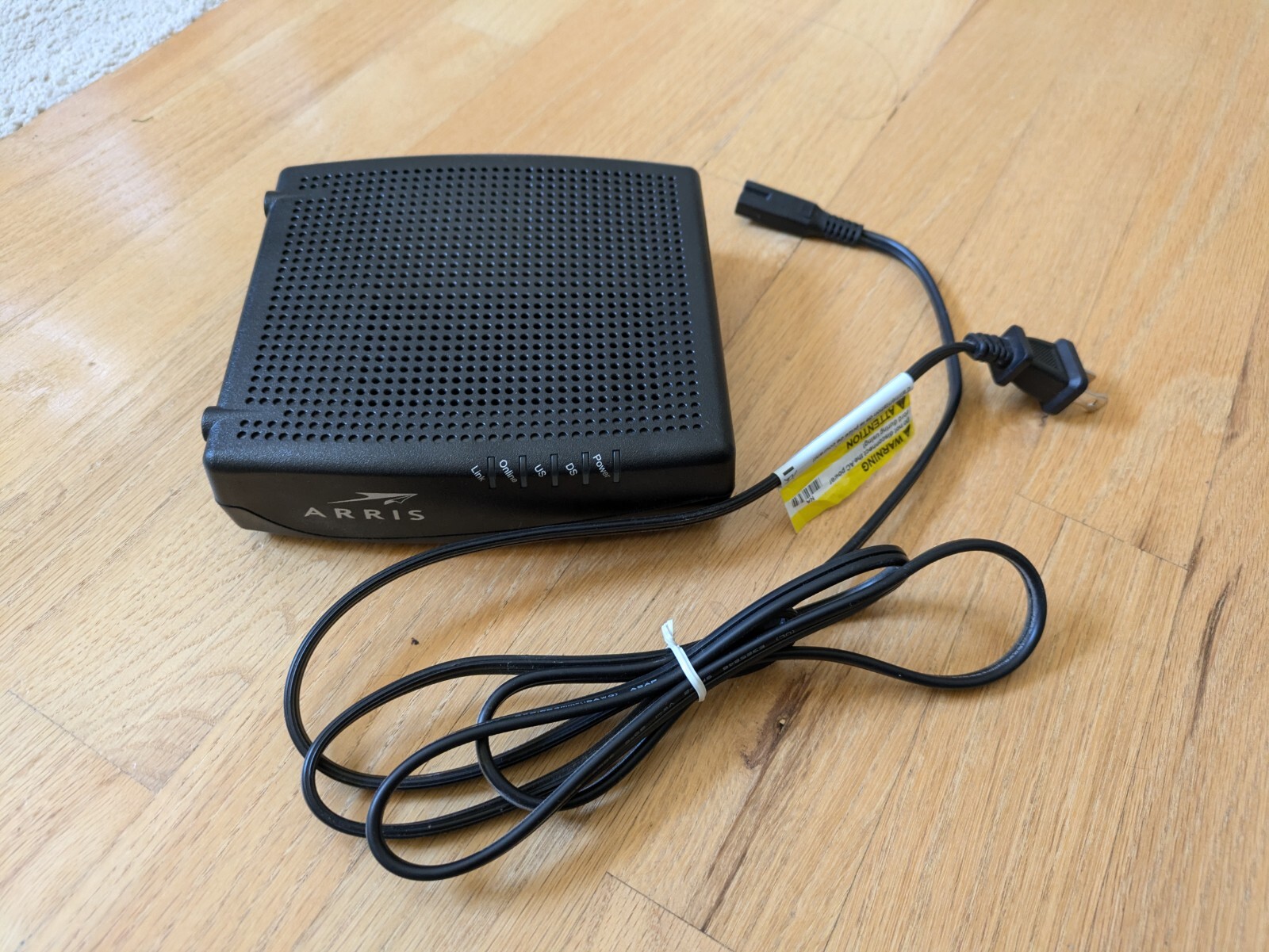Arris CM820A DOCSIS 3.0 Cable Modem w/ Power Cord WORKING CONDITION