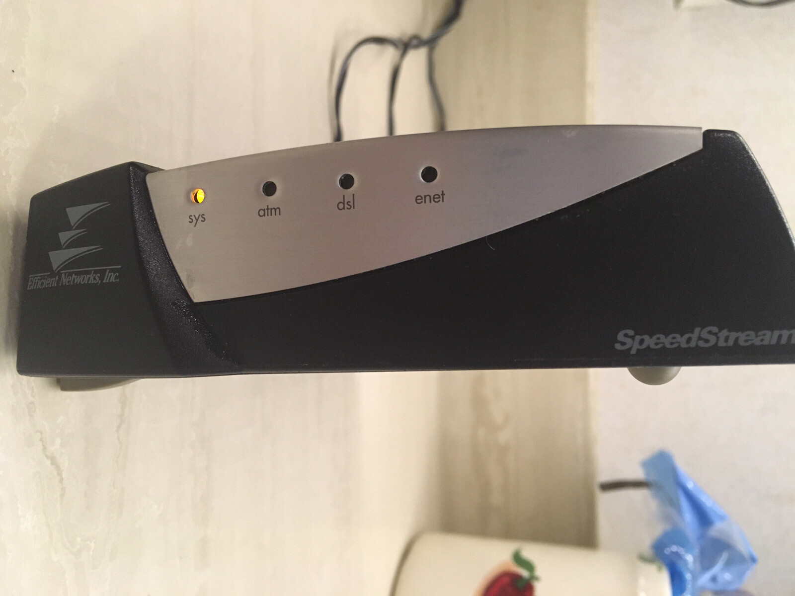 Efficient Networks SpeedStream 5260 With Power Supply