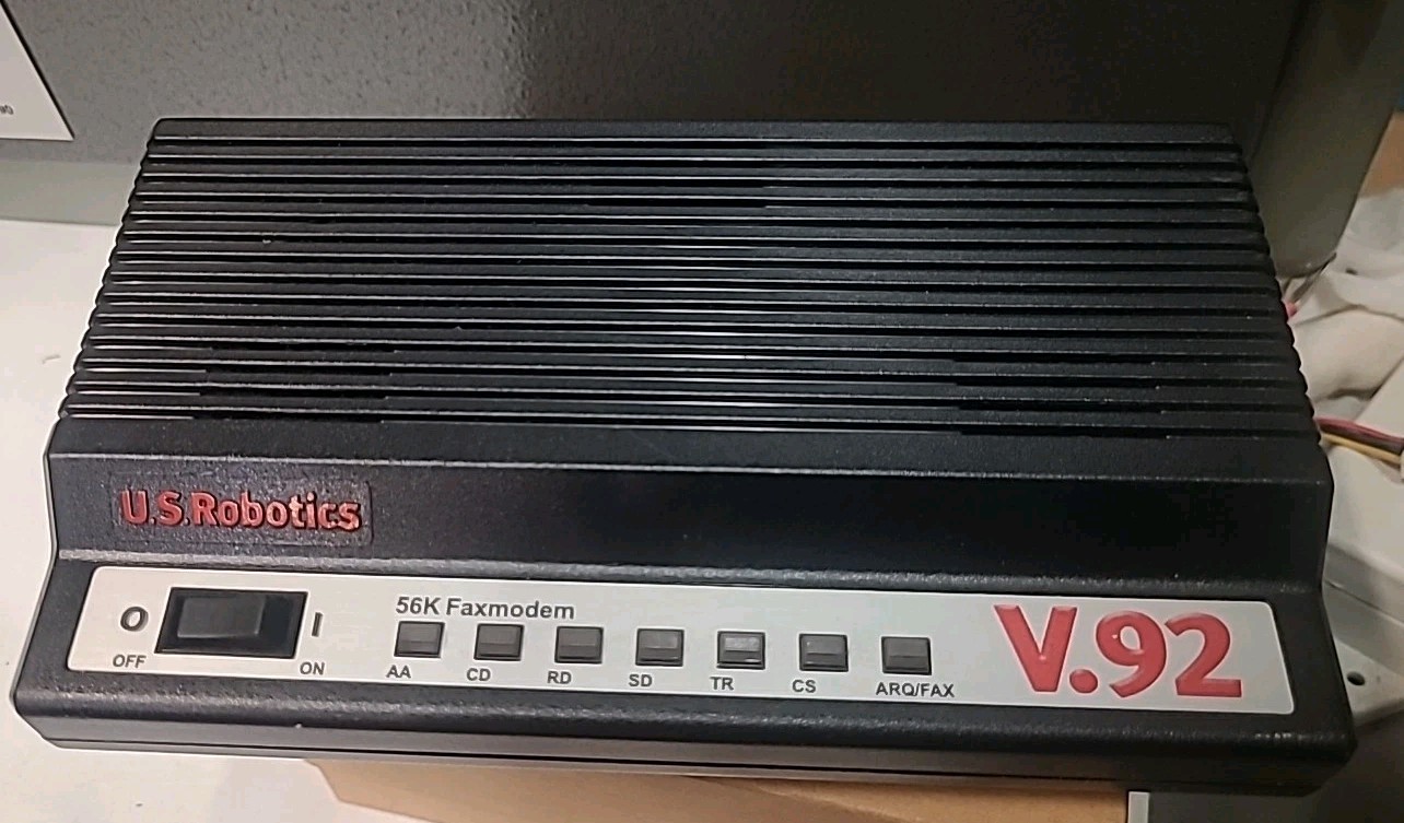 US Robotics V.92 56K Fax Modem Model No.: 5686 / 005686-05