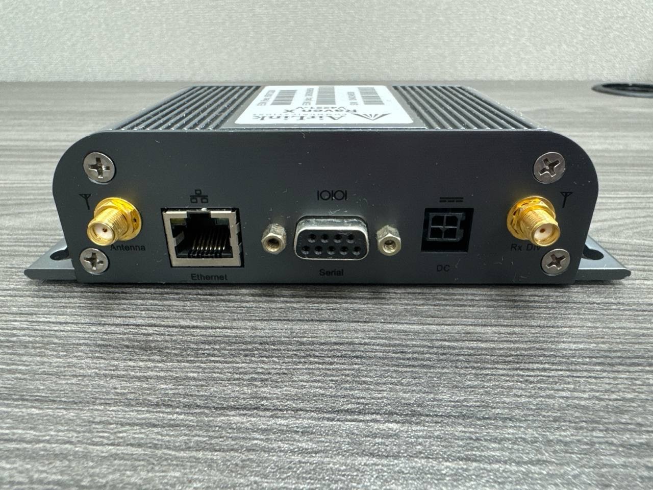 AirLink Raven X V4221-V cellular connection modem