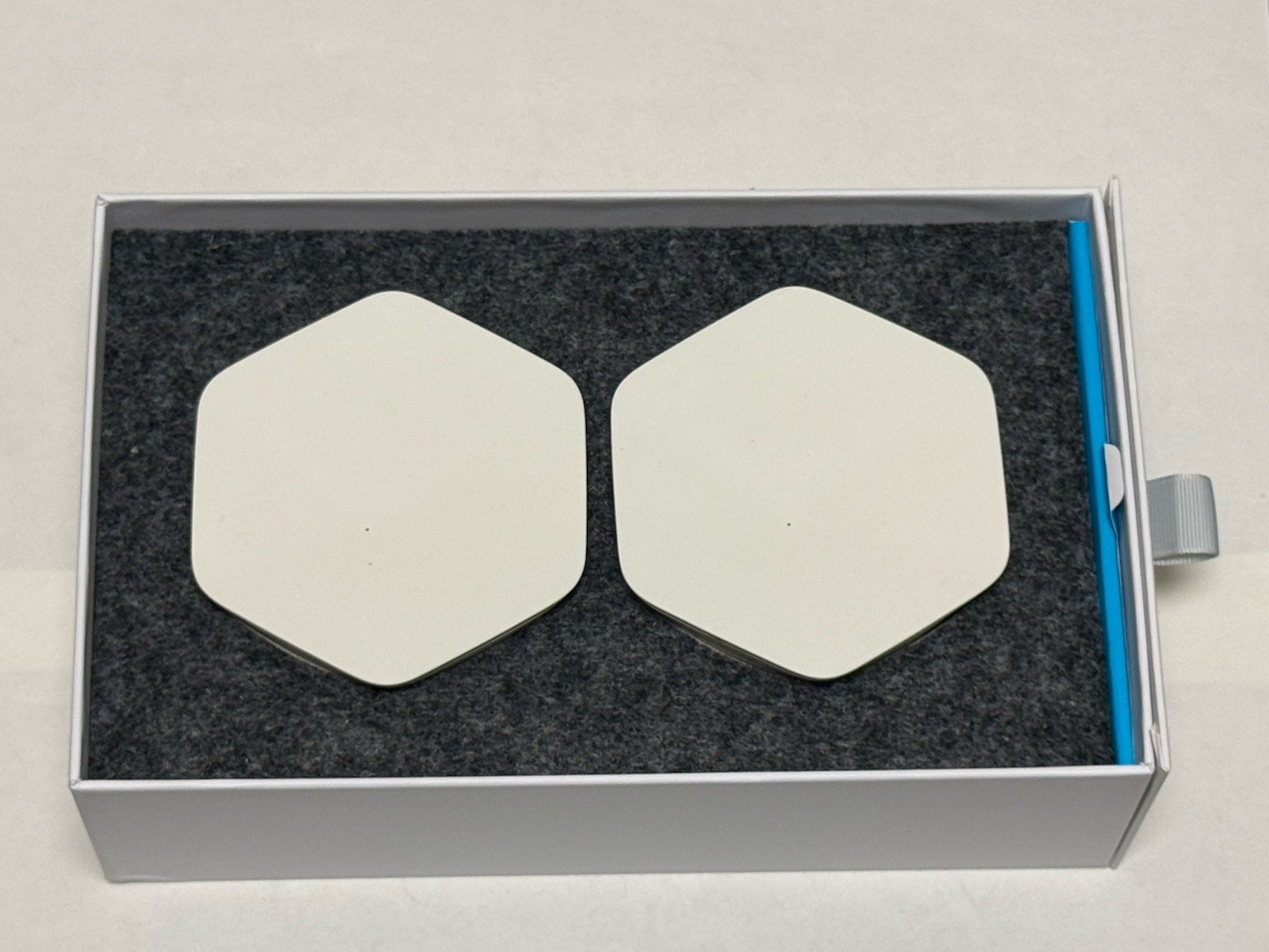 XFINITY XE2-SG 2nd Generation XFI Pod WiFi Extender Repeater Set of 2 In Box