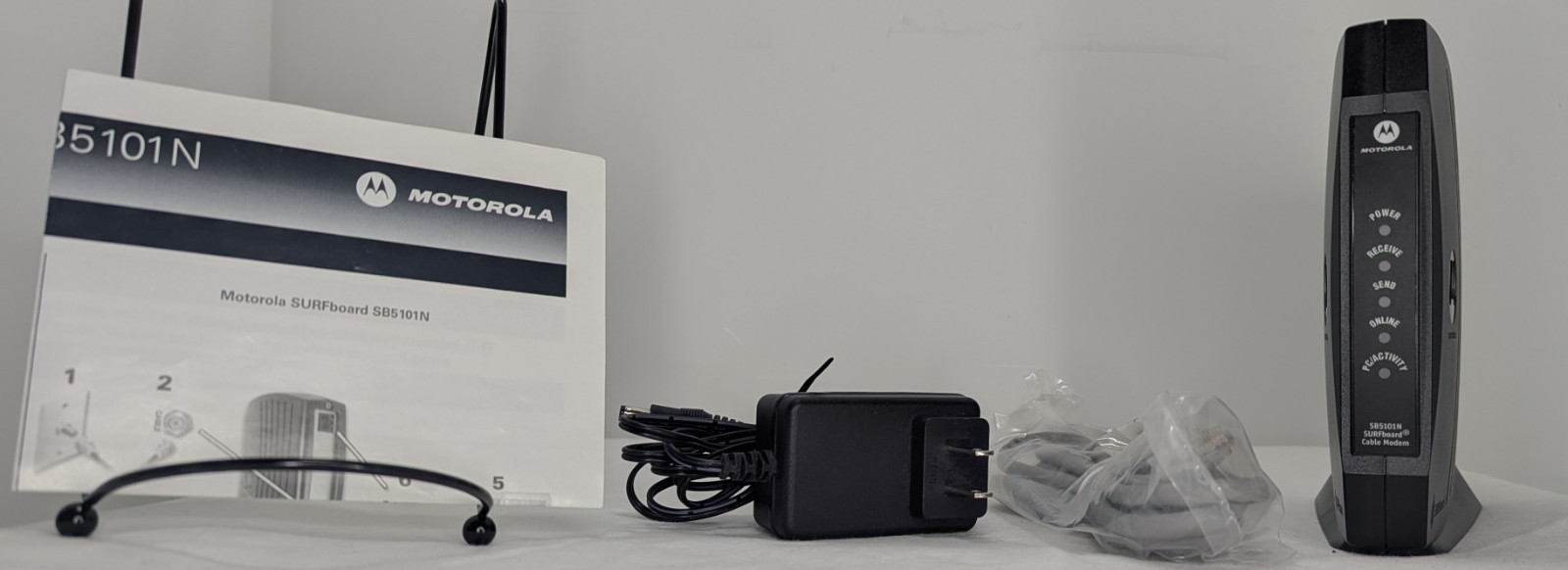Motorola SB5101N Cable Modem Tested Working with Power Cord and Ethernet Cable