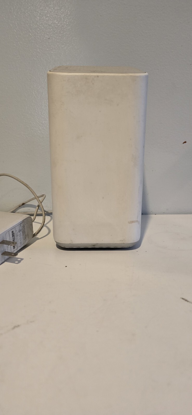 Comcast Xfinity XB7-T GIGABIT Modem WiFi Router , Does Not Turn On Sell As Parts