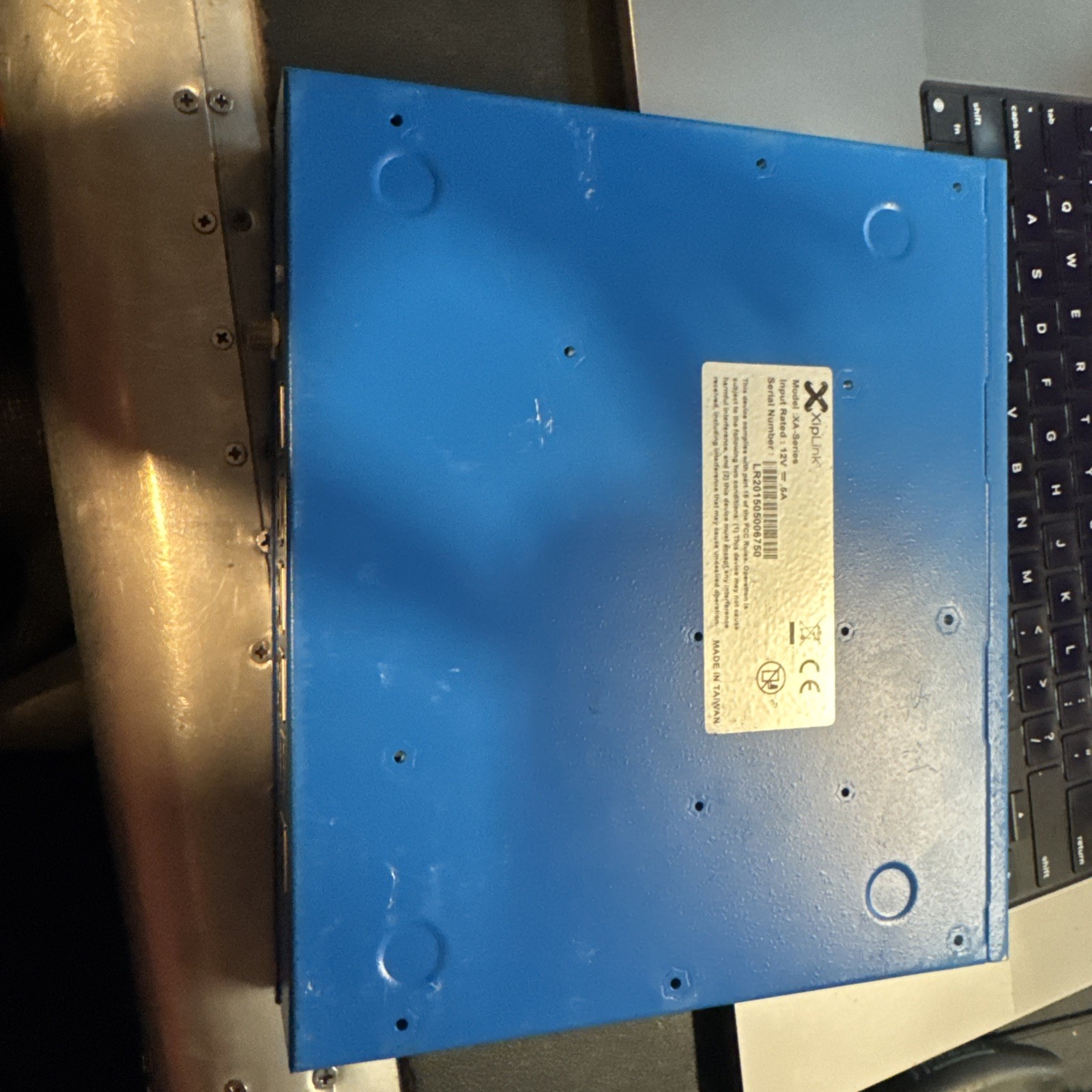 XipLink XA-500C TCP accelerator appliance designed
