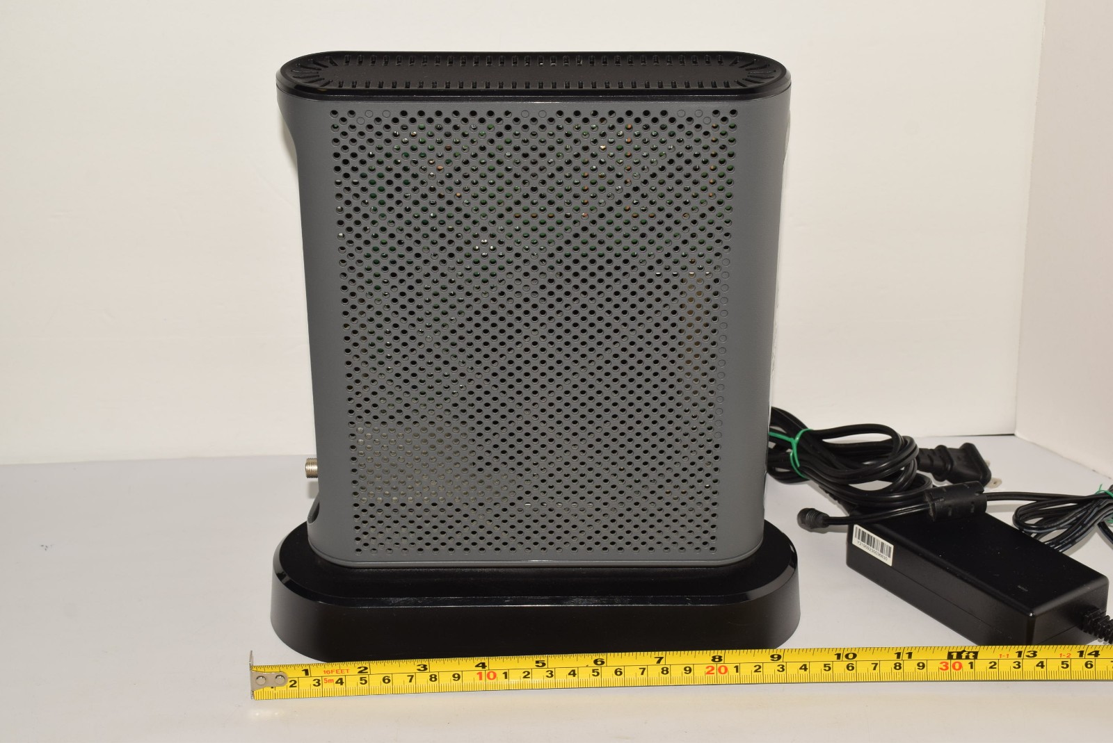 Motorola MT7711 24×8 Cable Modem plus AC1900 Dual Band WiFi Gigabit Router OEM