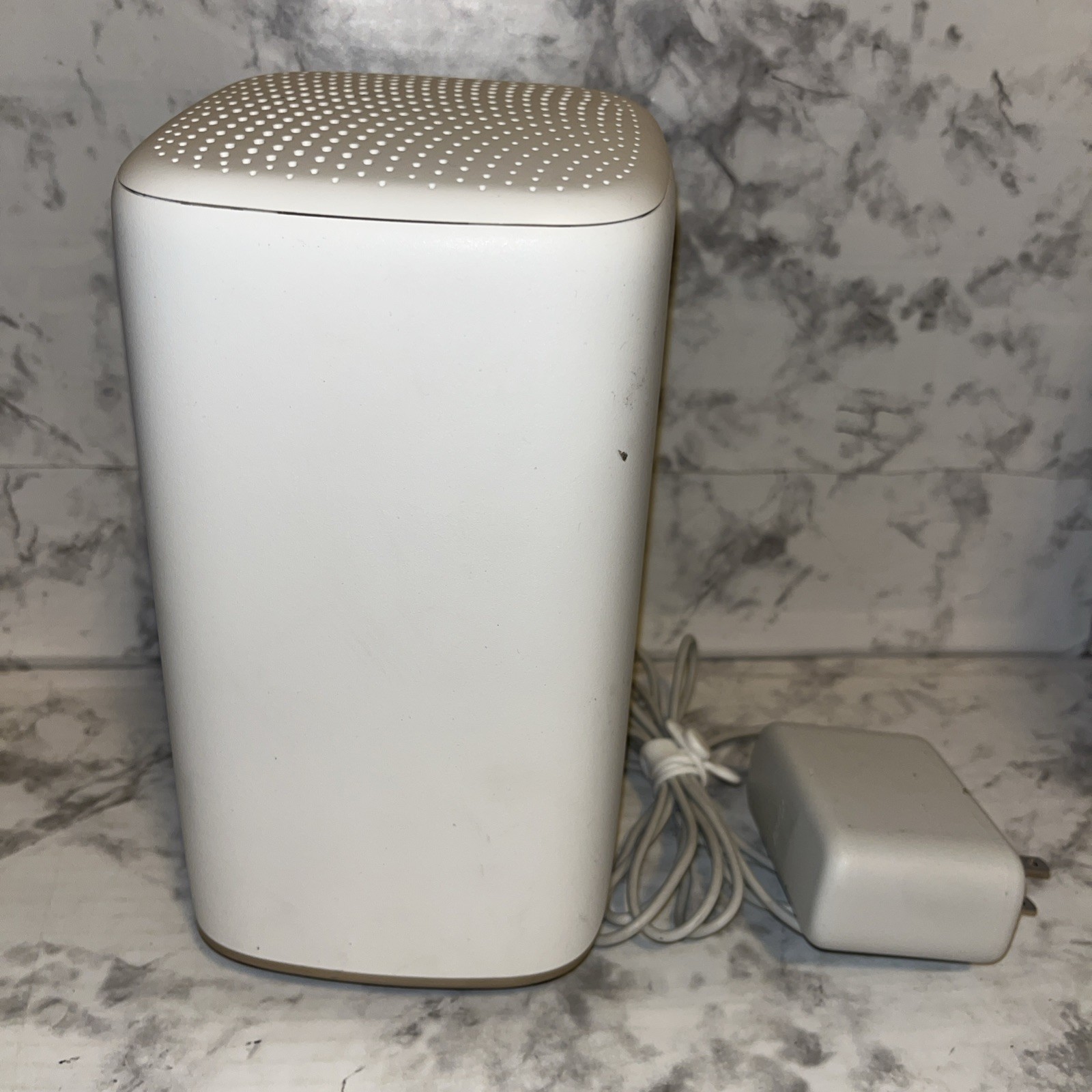 Xfinity XB8-T xFi Gateway CGM4981COM WiFi 6E Modem Router w Power Adapter /Cable