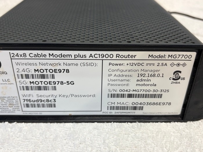 Motorola 24 x 8 cable modem plus AC 1900 router, model MG7700 VGC
