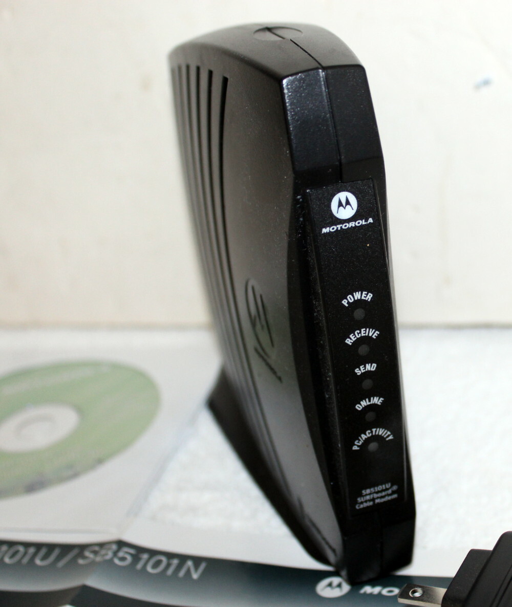 Motorola Surfboard SB5101U Cable Modem ~ Used ~ Working