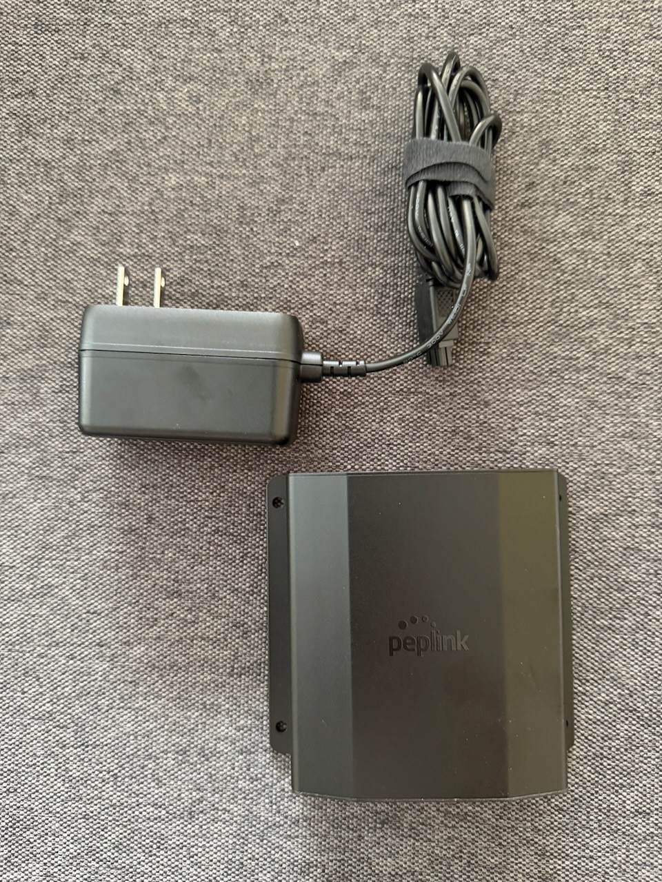 Peplink Sim Injector Mini SIM-MINI-8-1E